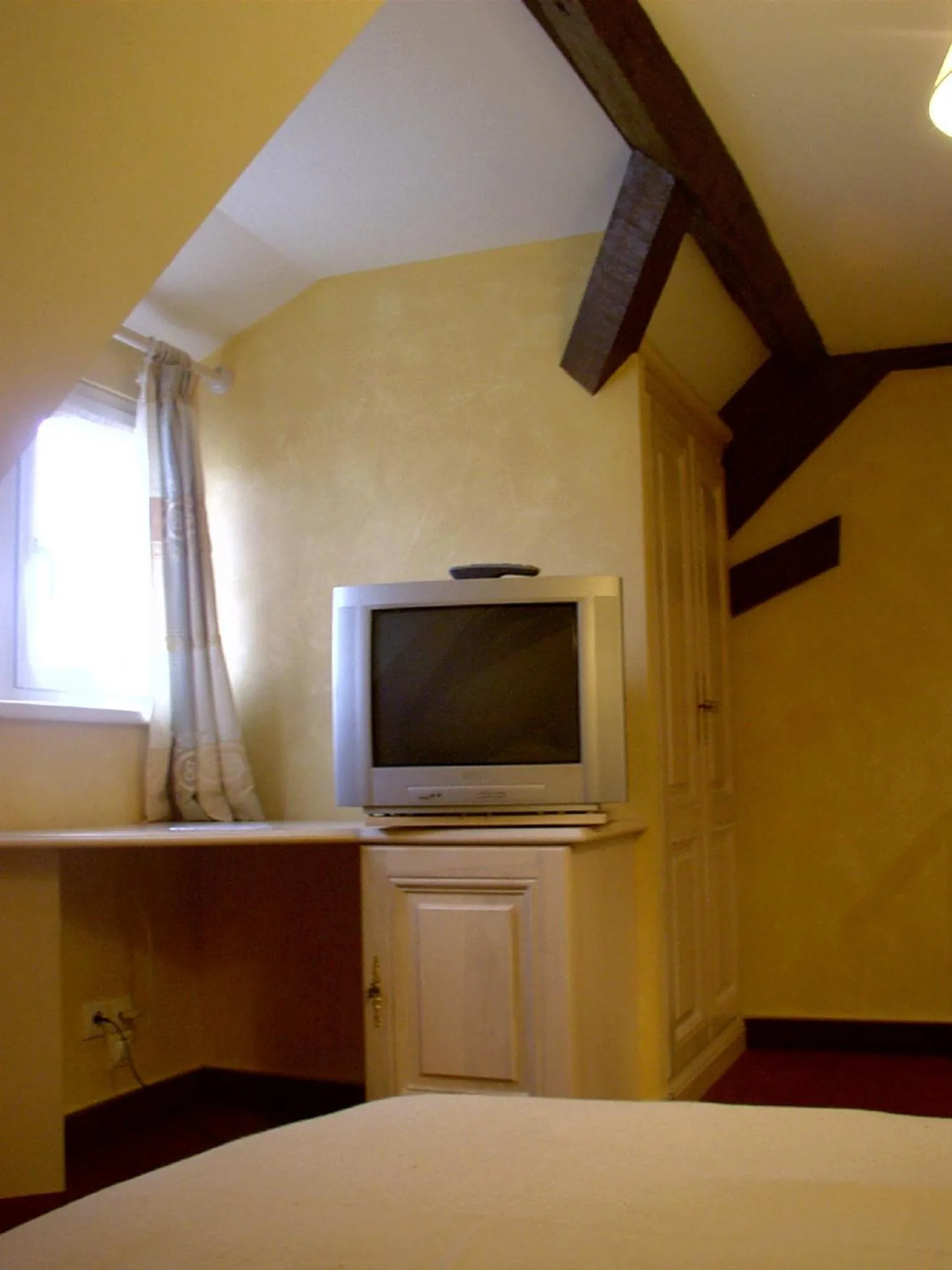 Bedroom, Bed in Logis Hôtel-Restaurant du Herrenstein