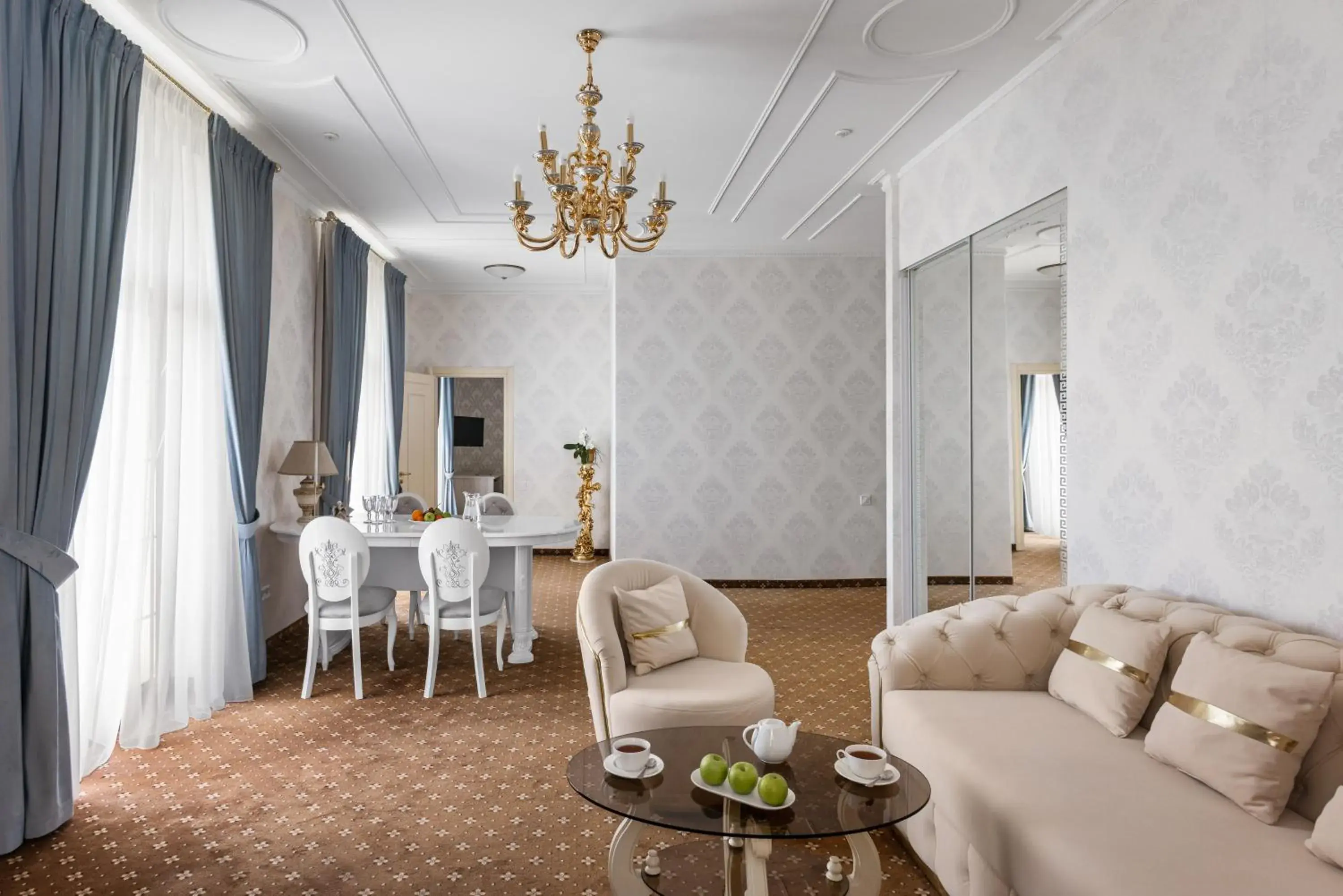 Living room in Mozart Hotel Living room in Mozart Hotel