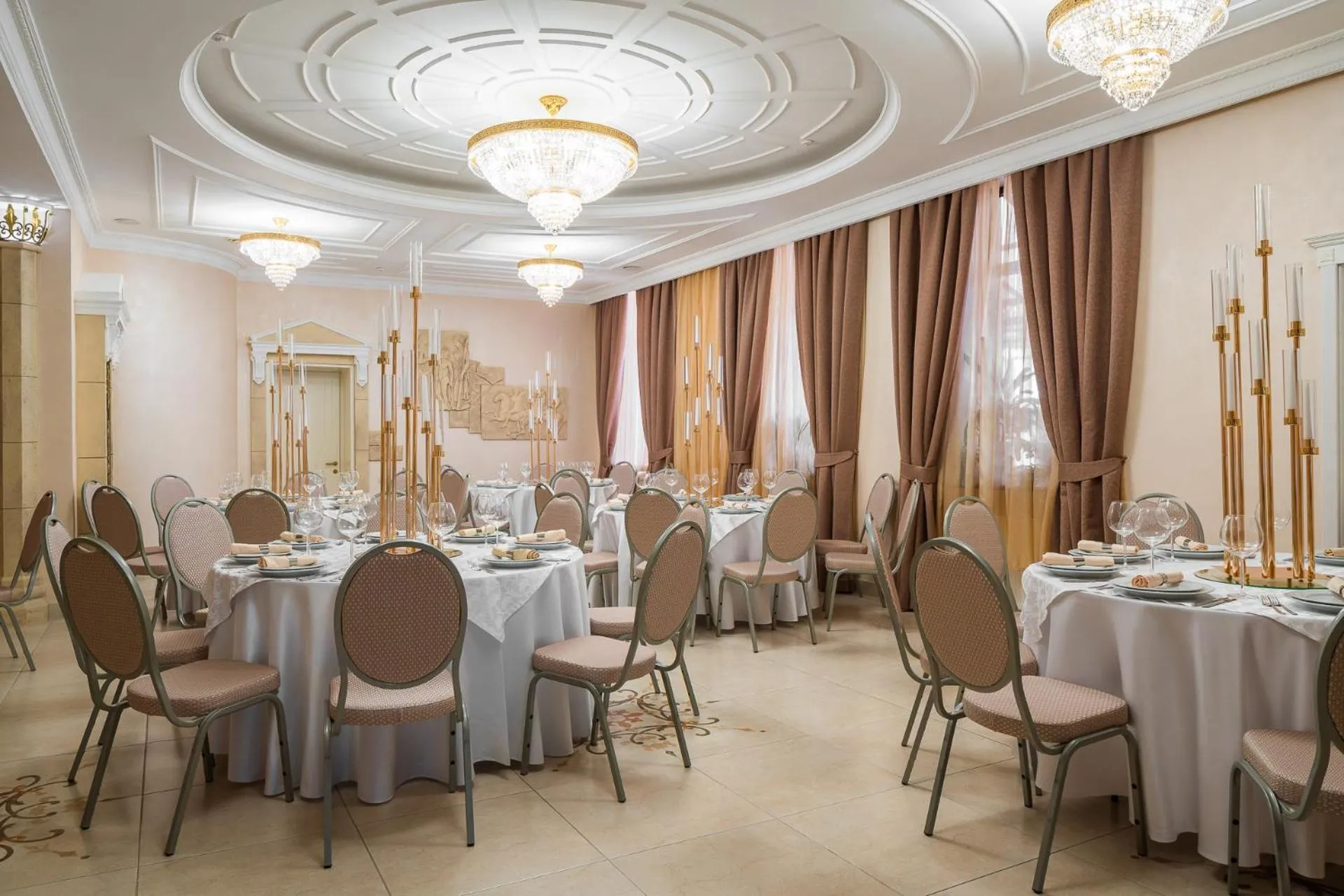 Banquet/Function facilities in Mozart Hotel
