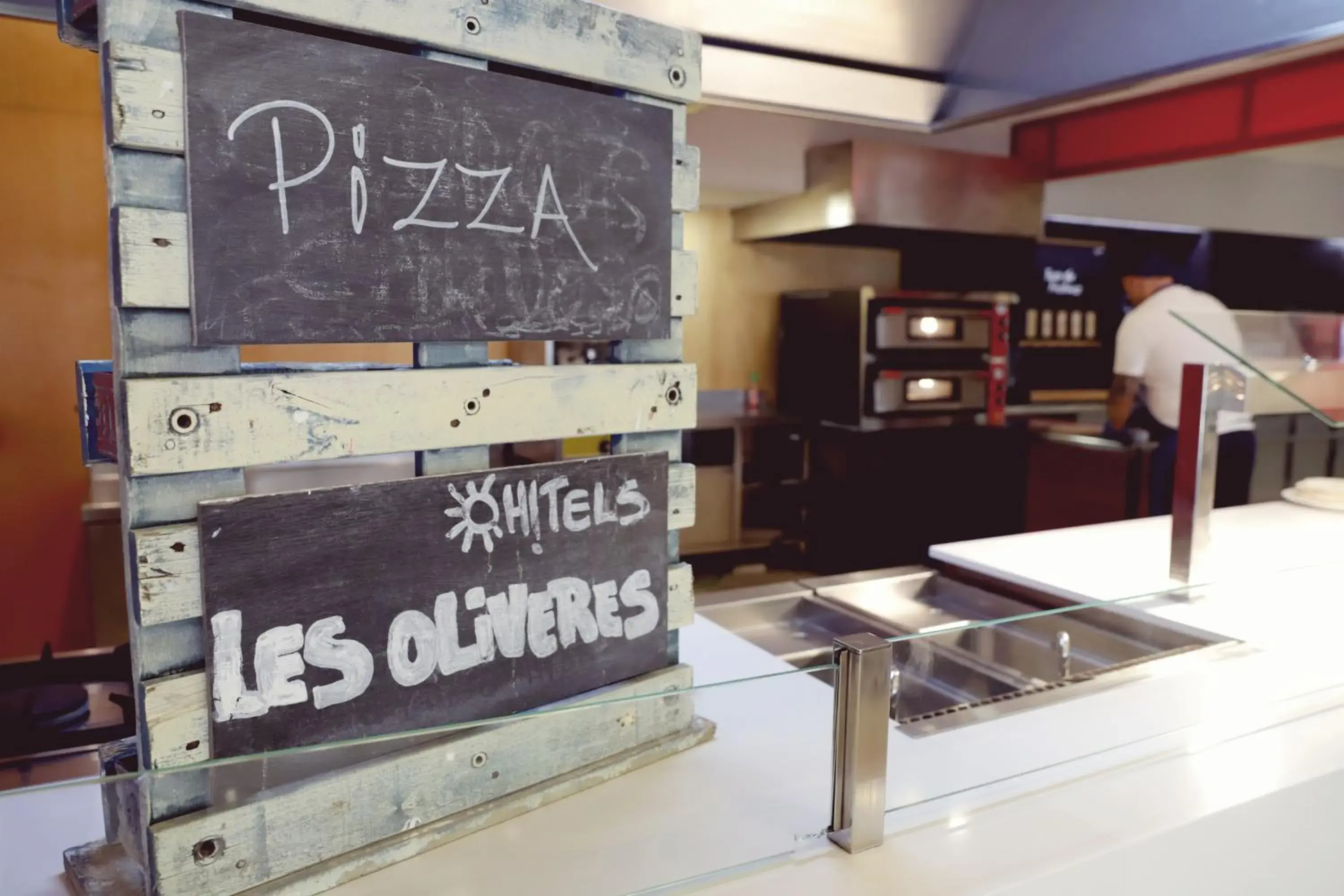 Restaurant/places to eat in Ohtels Les Oliveres Restaurant/places to eat in Ohtels Les Oliveres