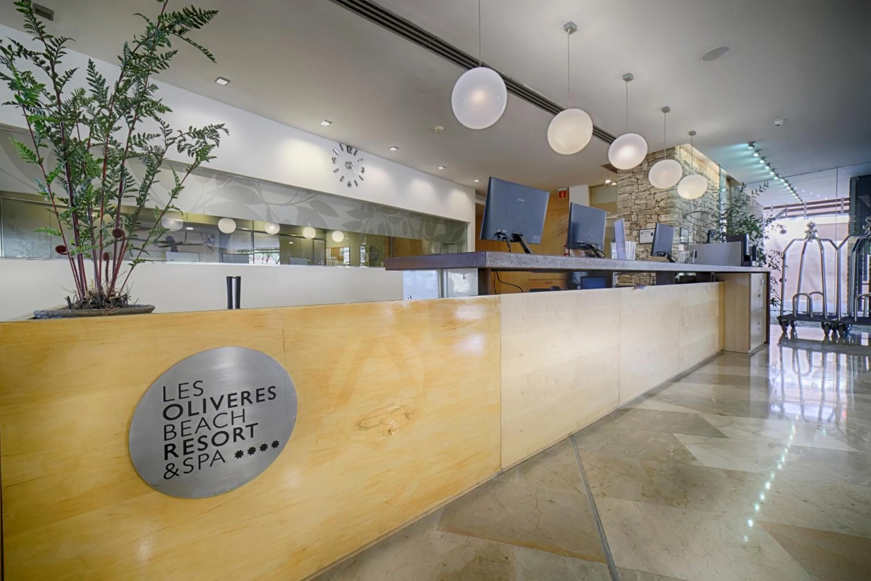 Lobby or reception in Ohtels Les Oliveres