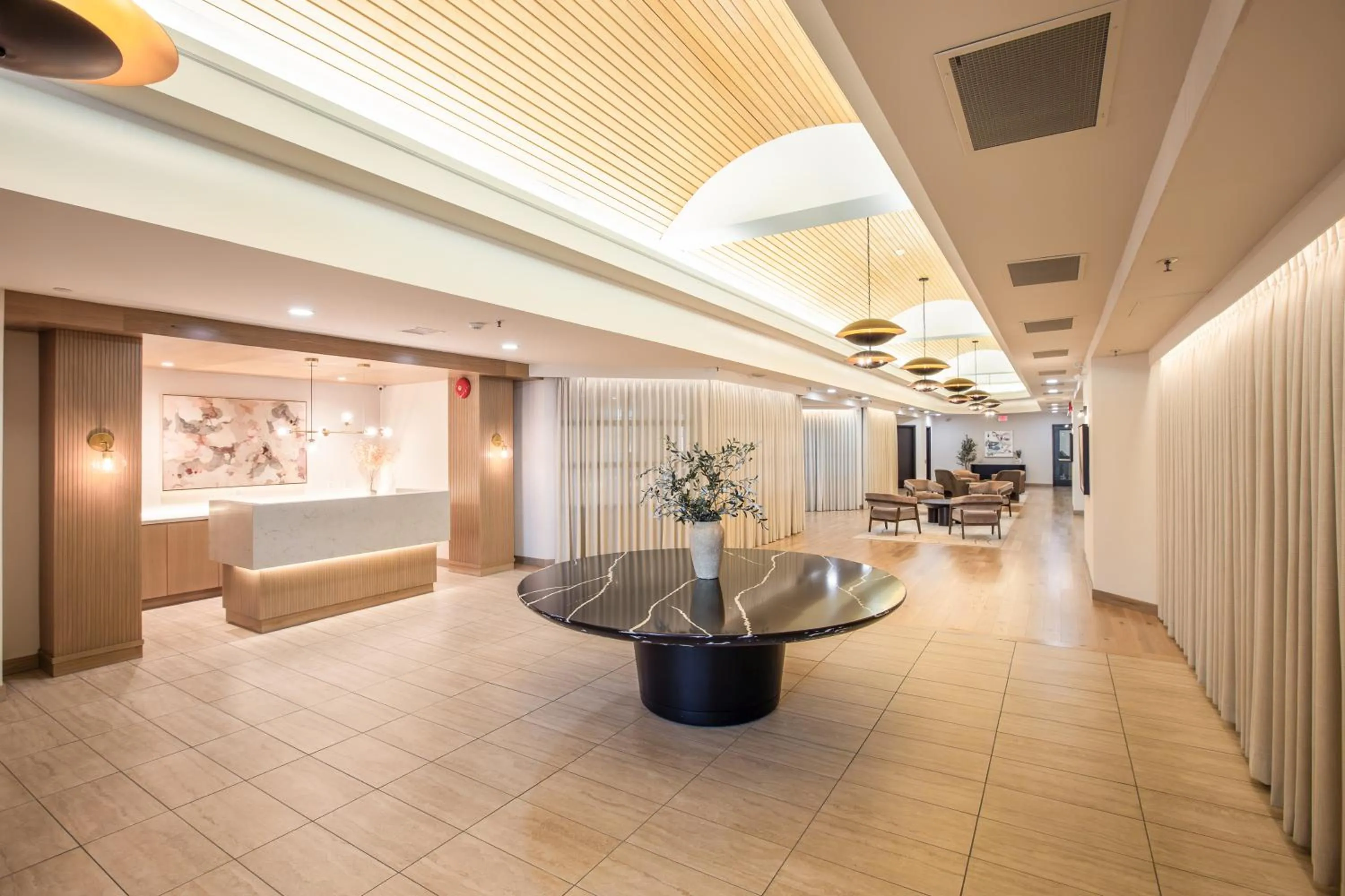 Lobby or reception in Norwood Hotel