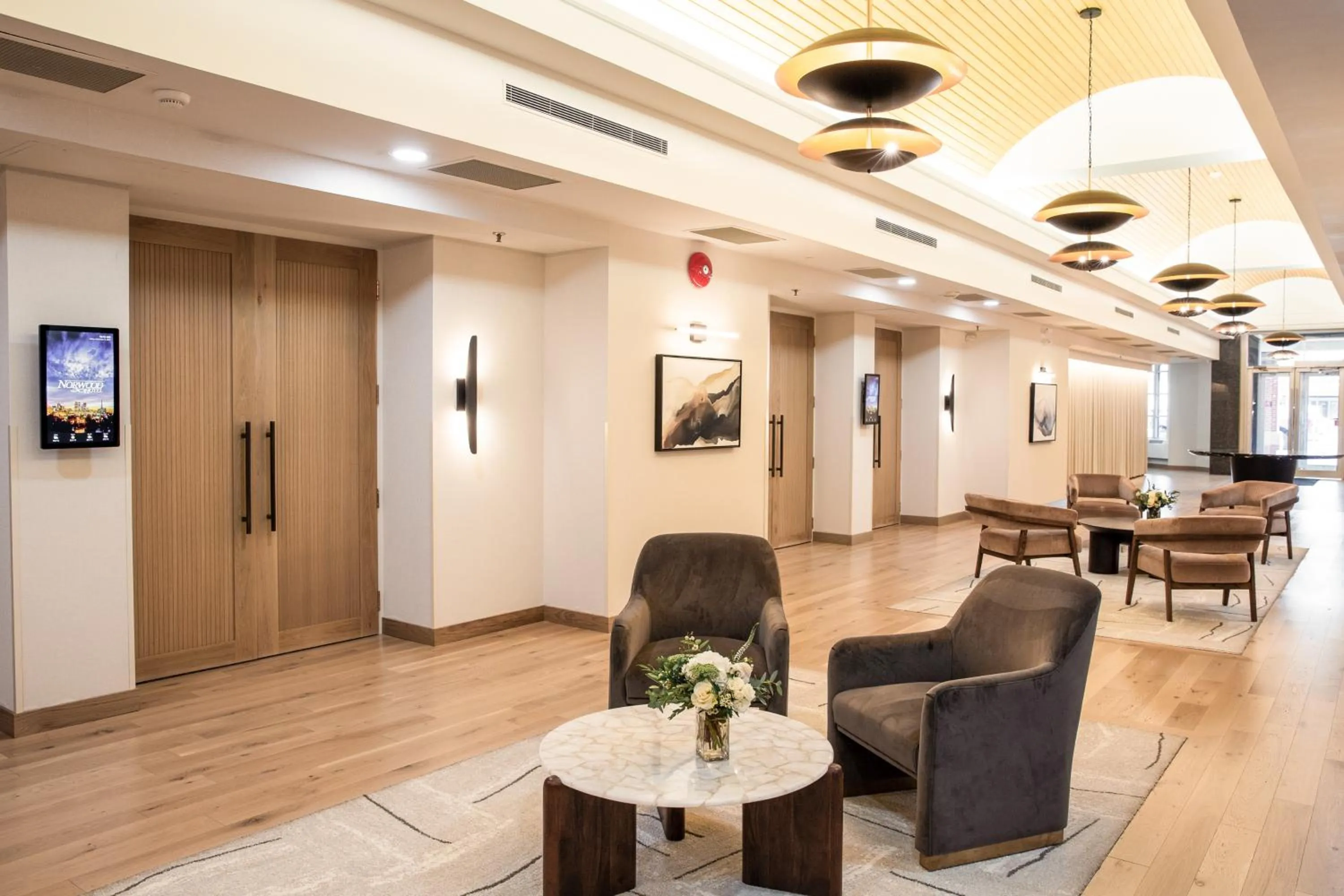 Lobby or reception in Norwood Hotel