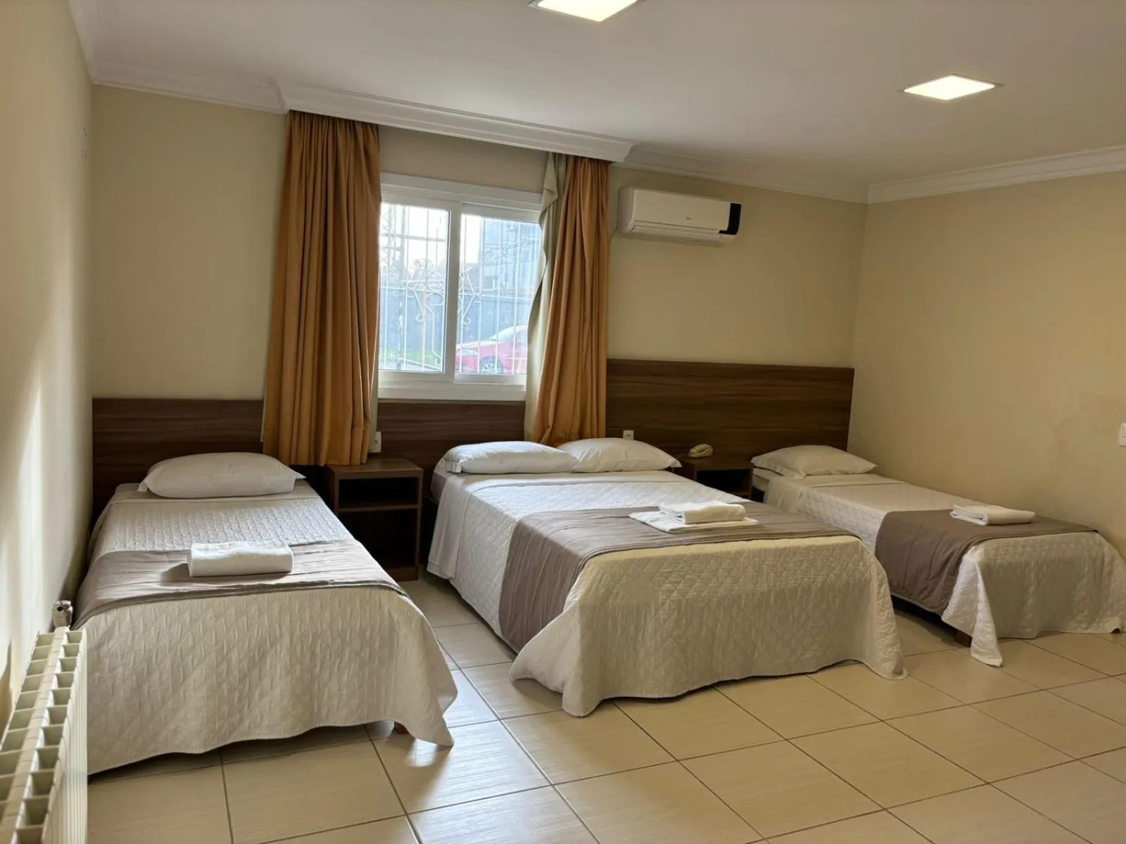 Photo of the whole room, Bed in Pousada Serra Valle