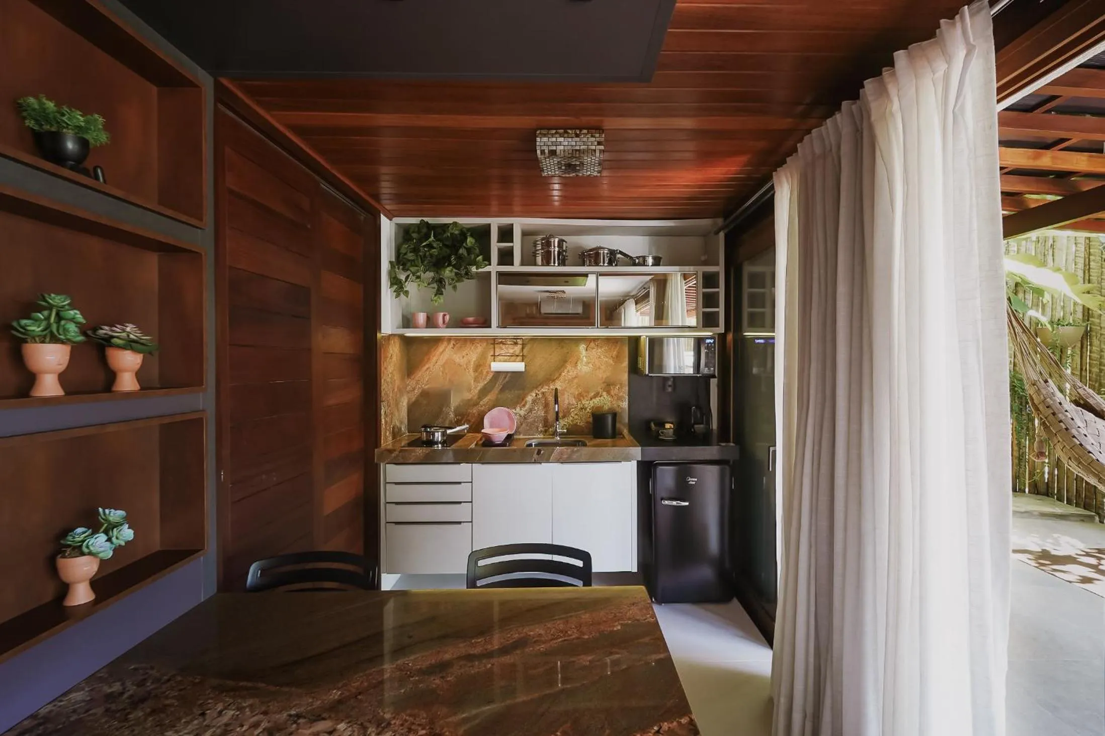 kitchen in Passárgada Pousada