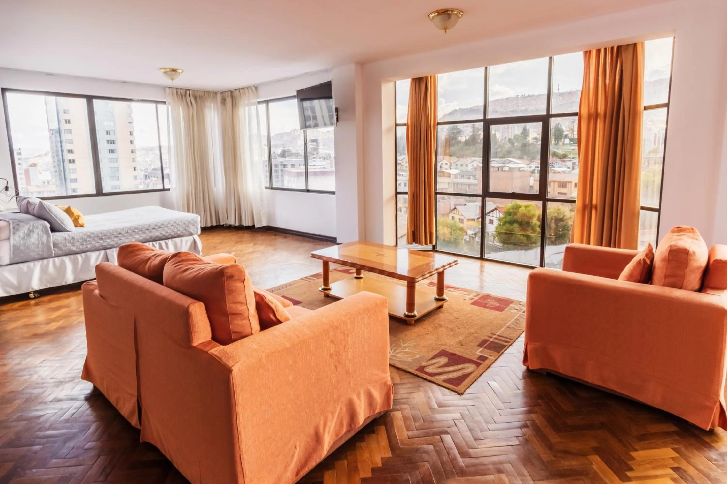 Living room in Elegance Hotel