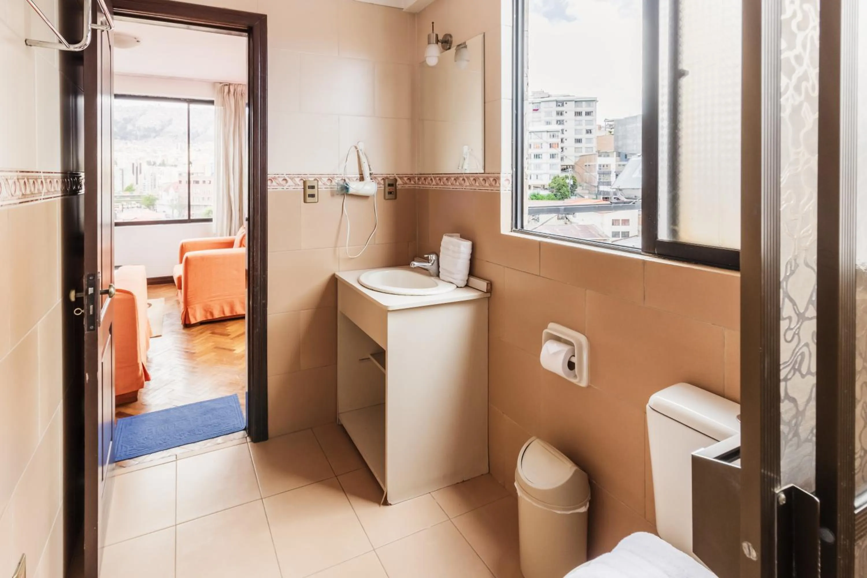 Bathroom in Elegance Hotel