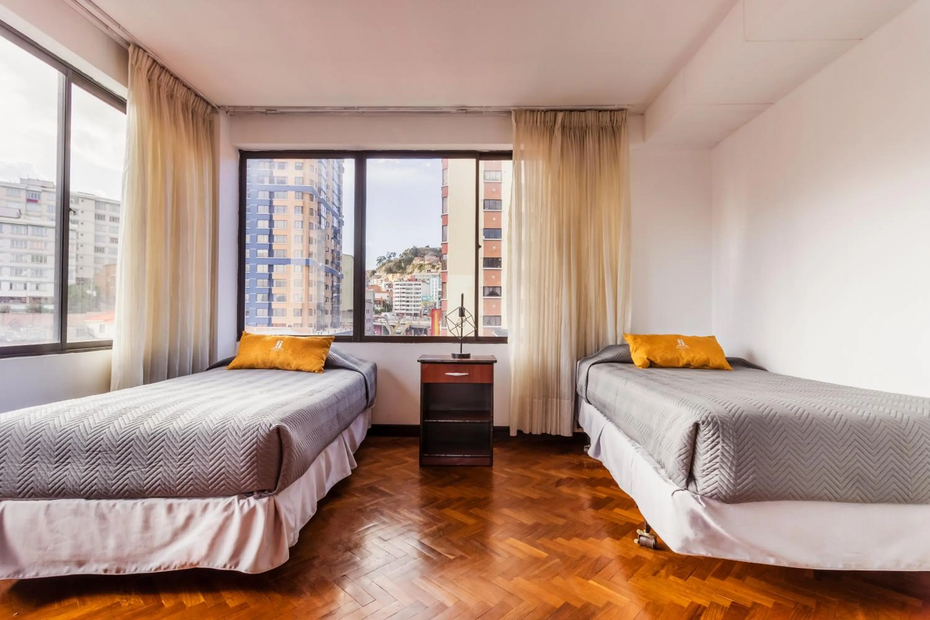 Photo of the whole room, Bed in Elegance Hotel