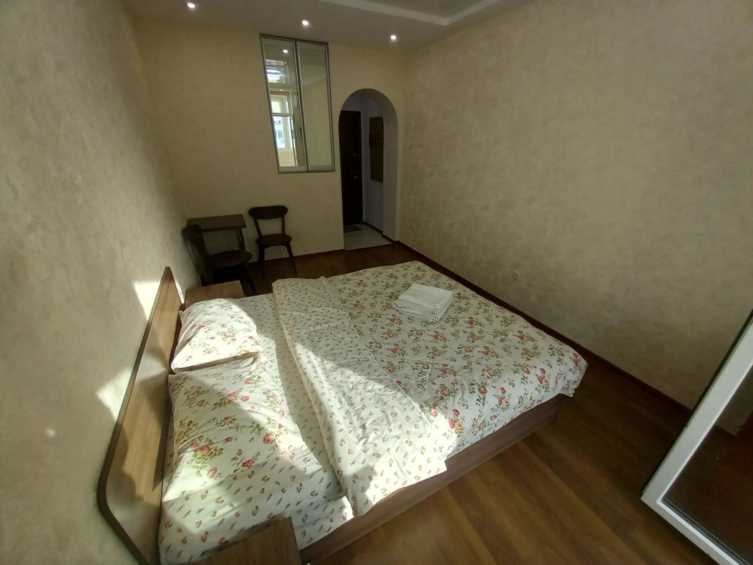 Bed in Smart Apartments Drahomanova 2А