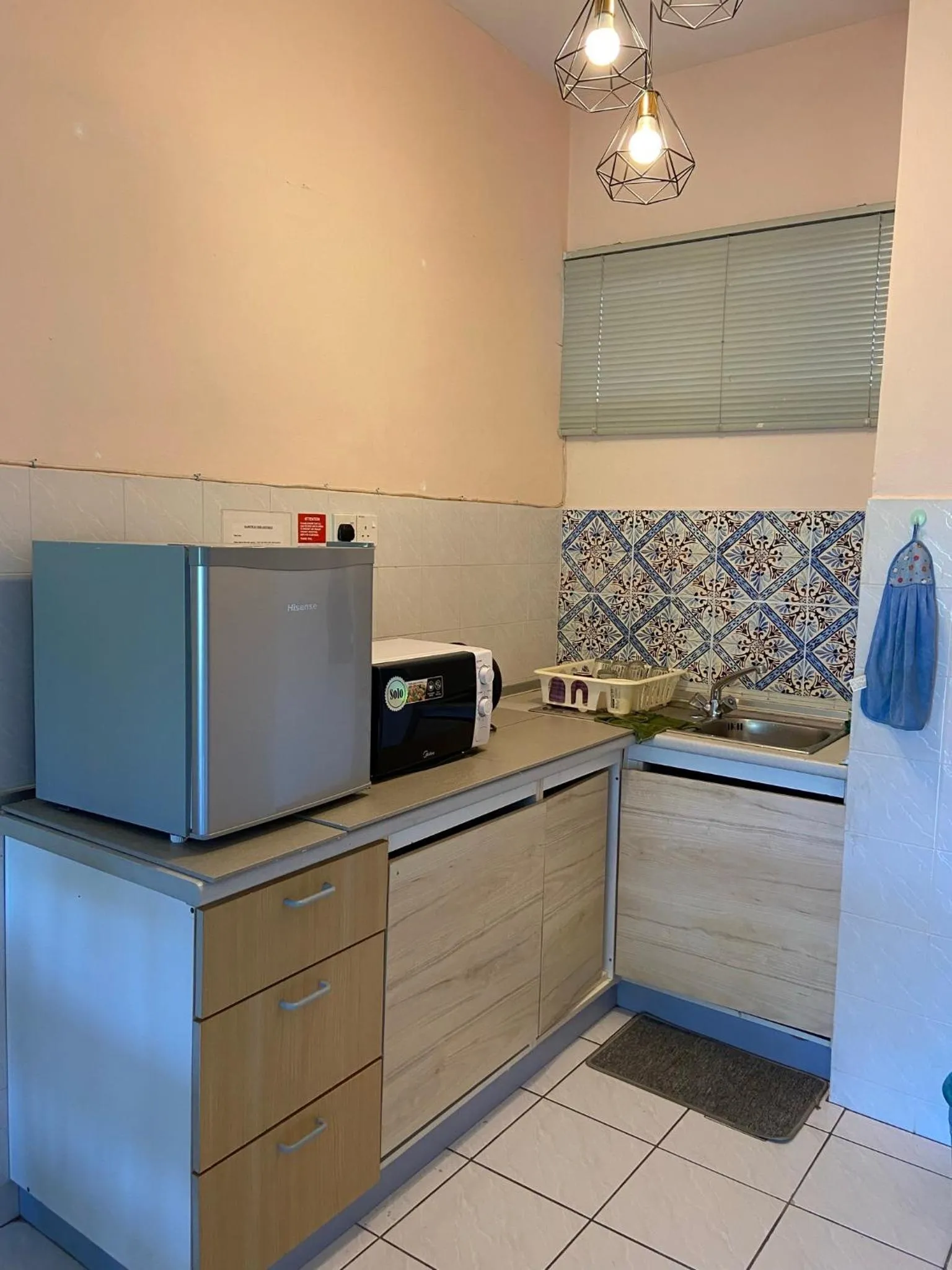 Kitchen or kitchenette in Selesa Hillhomes Cosy House