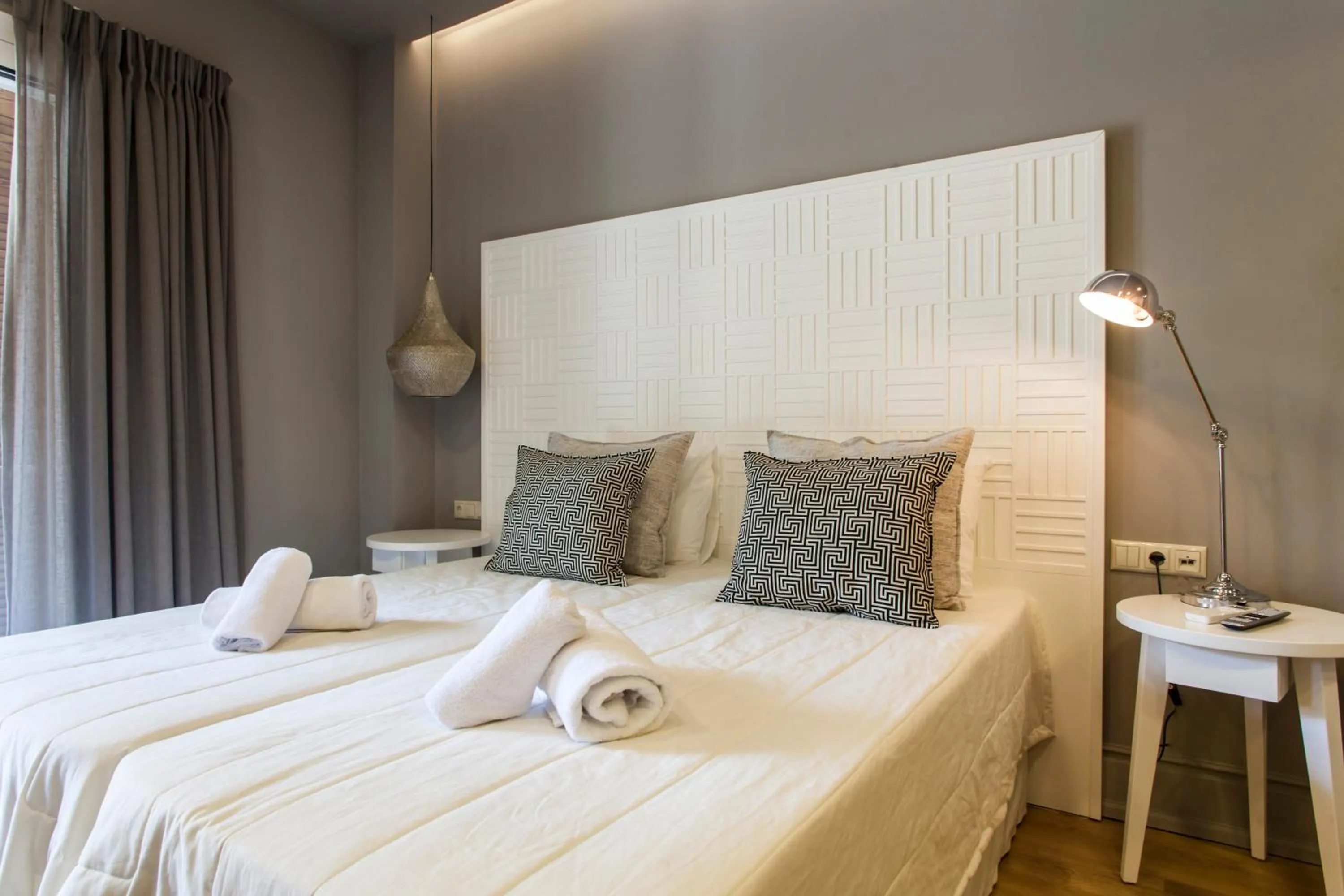 Bed in Candia Studios & Rooms