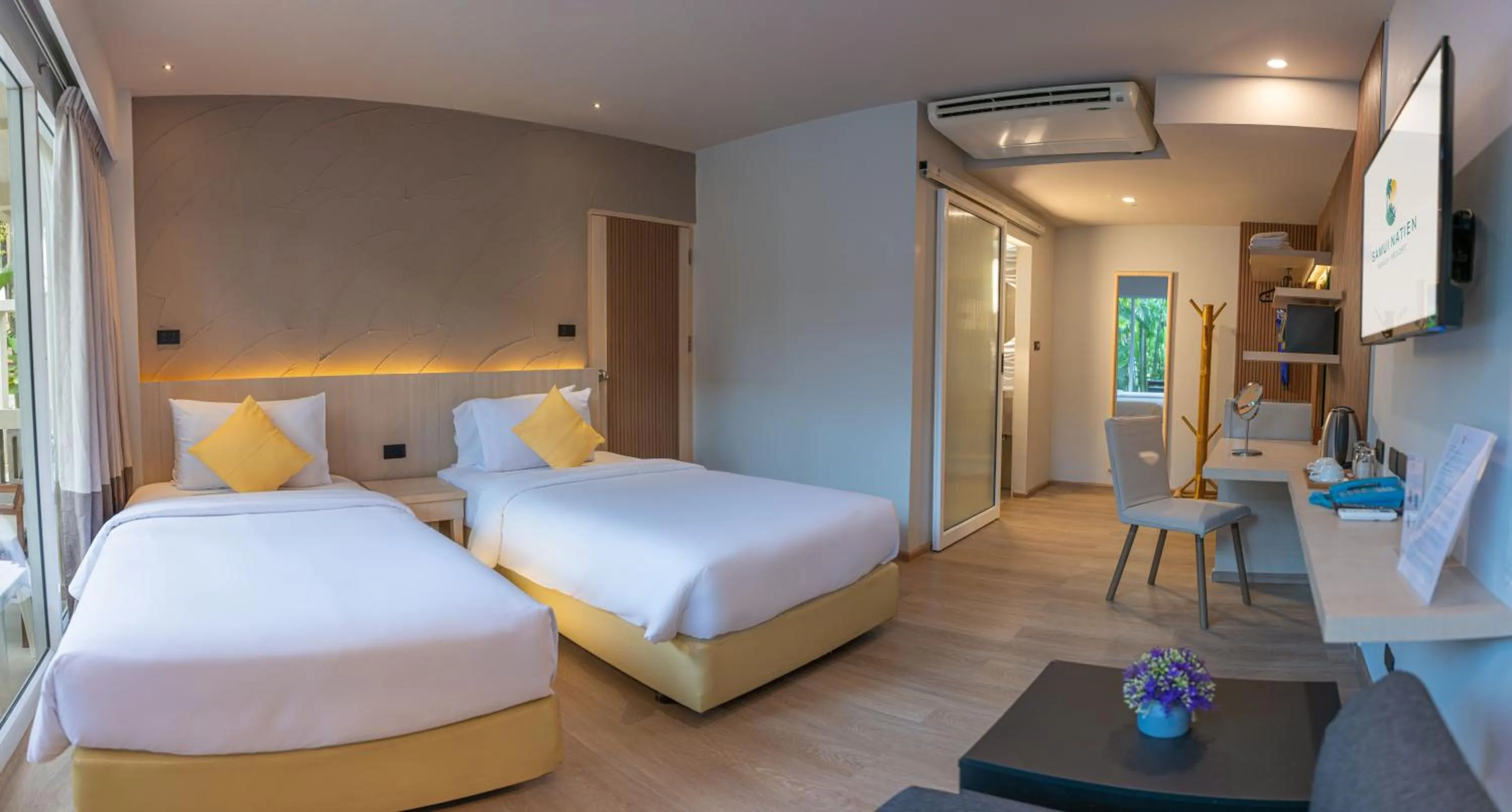 Bed in Samui Natien Resort