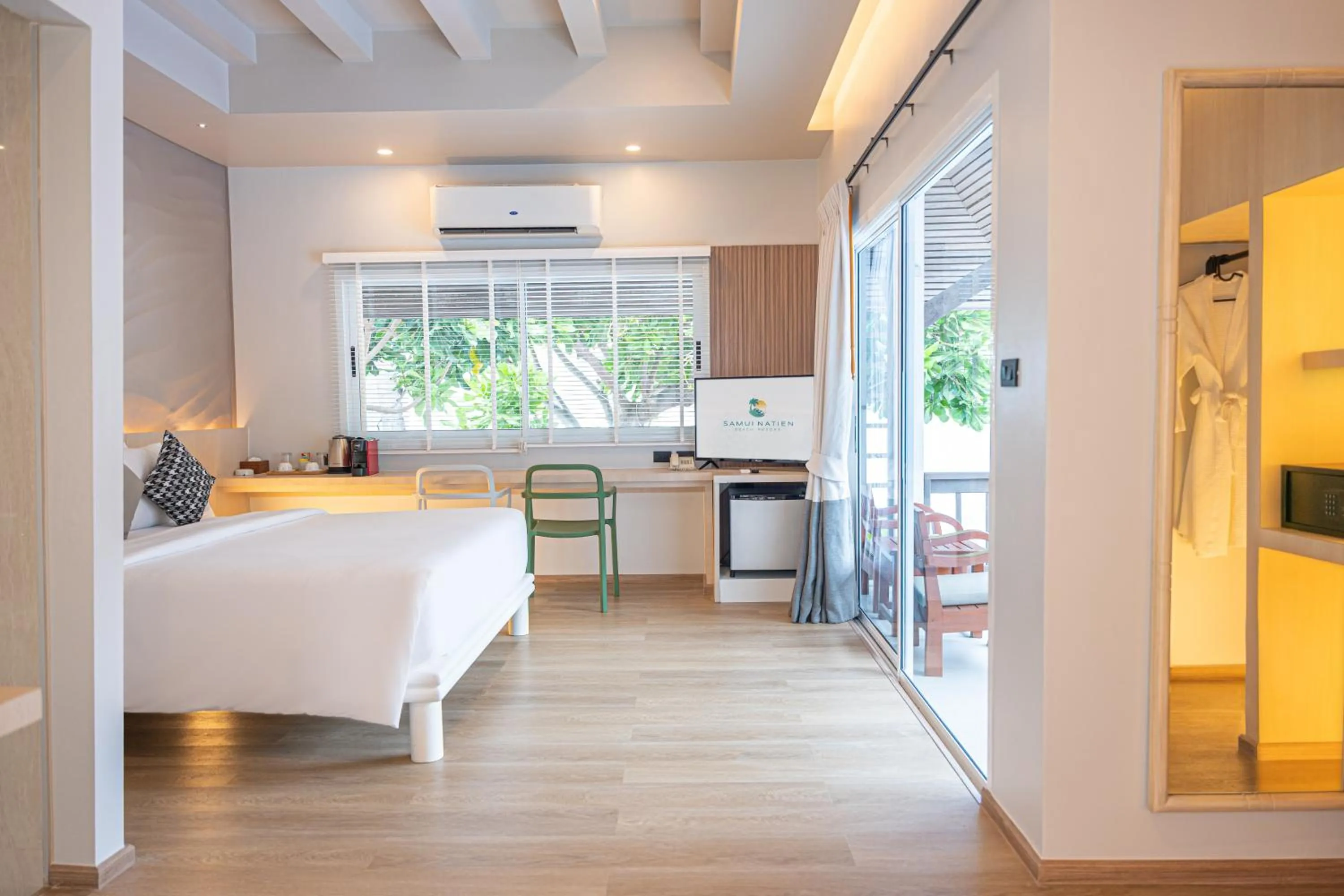 Bedroom, Bed in Samui Natien Resort