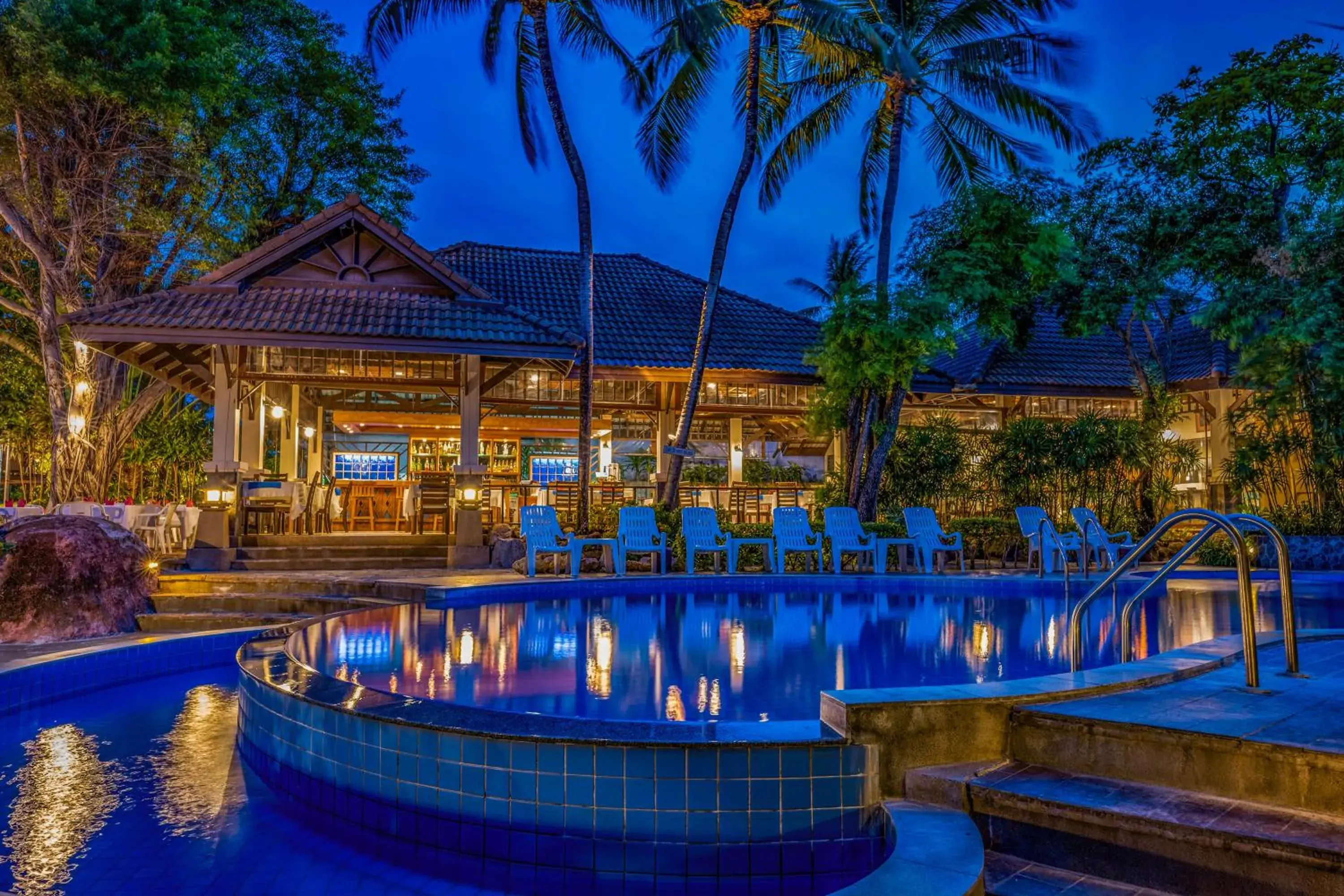 Restaurant/places to eat in Samui Natien Resort Restaurant/places to eat in Samui Natien Resort