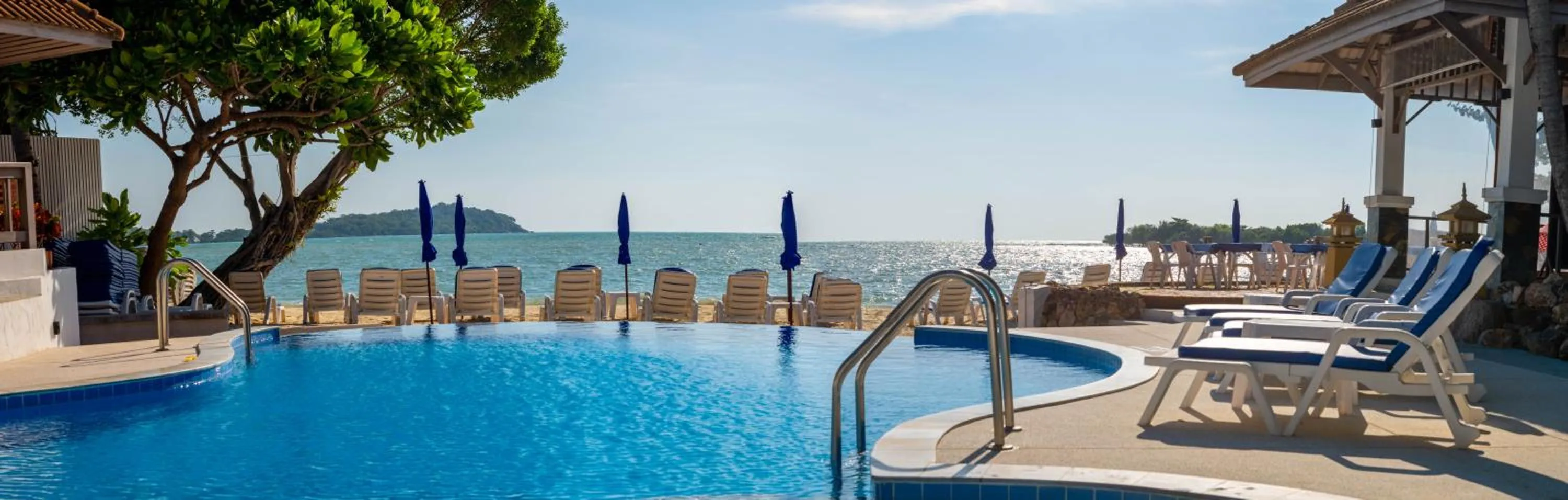 Swimming pool in Samui Natien Resort