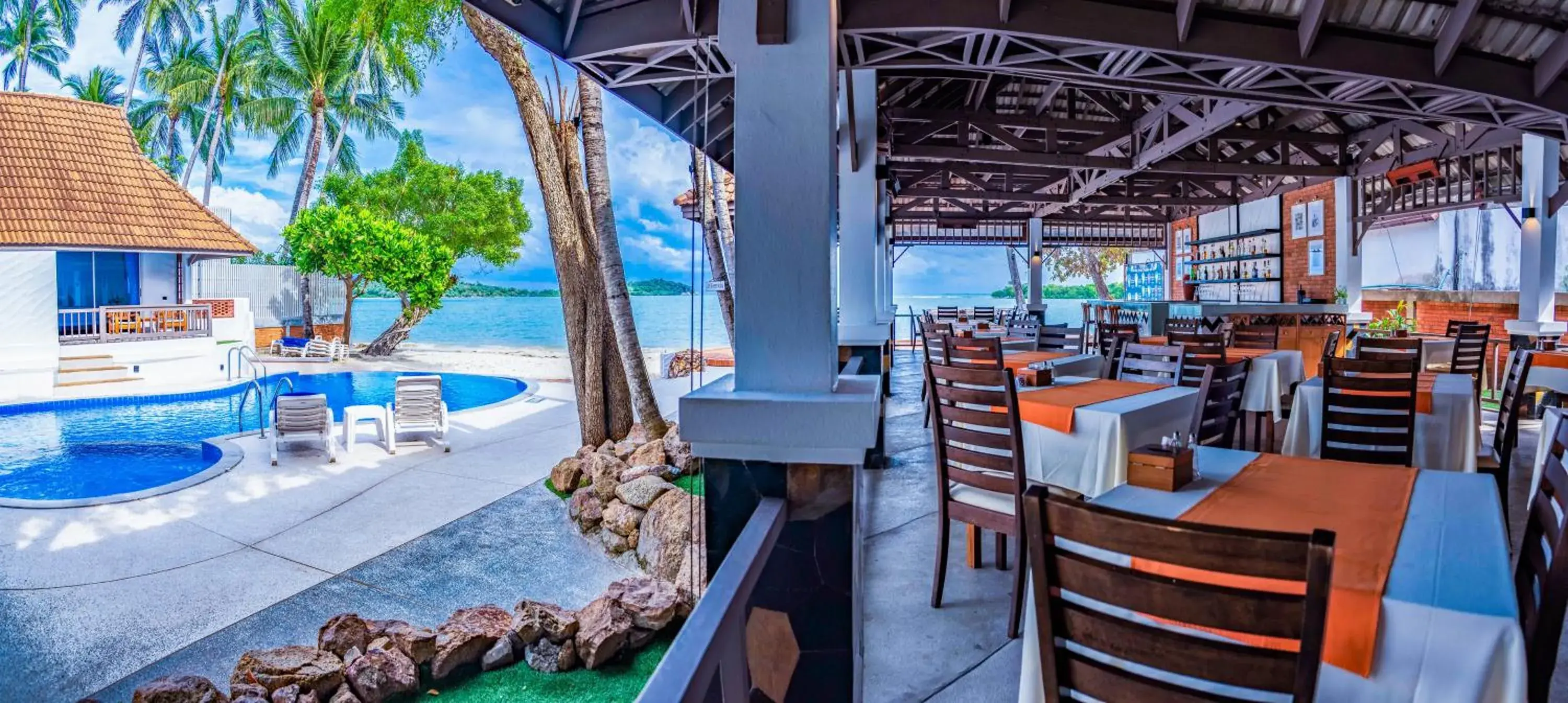 Restaurant/places to eat in Samui Natien Resort Restaurant/places to eat in Samui Natien Resort
