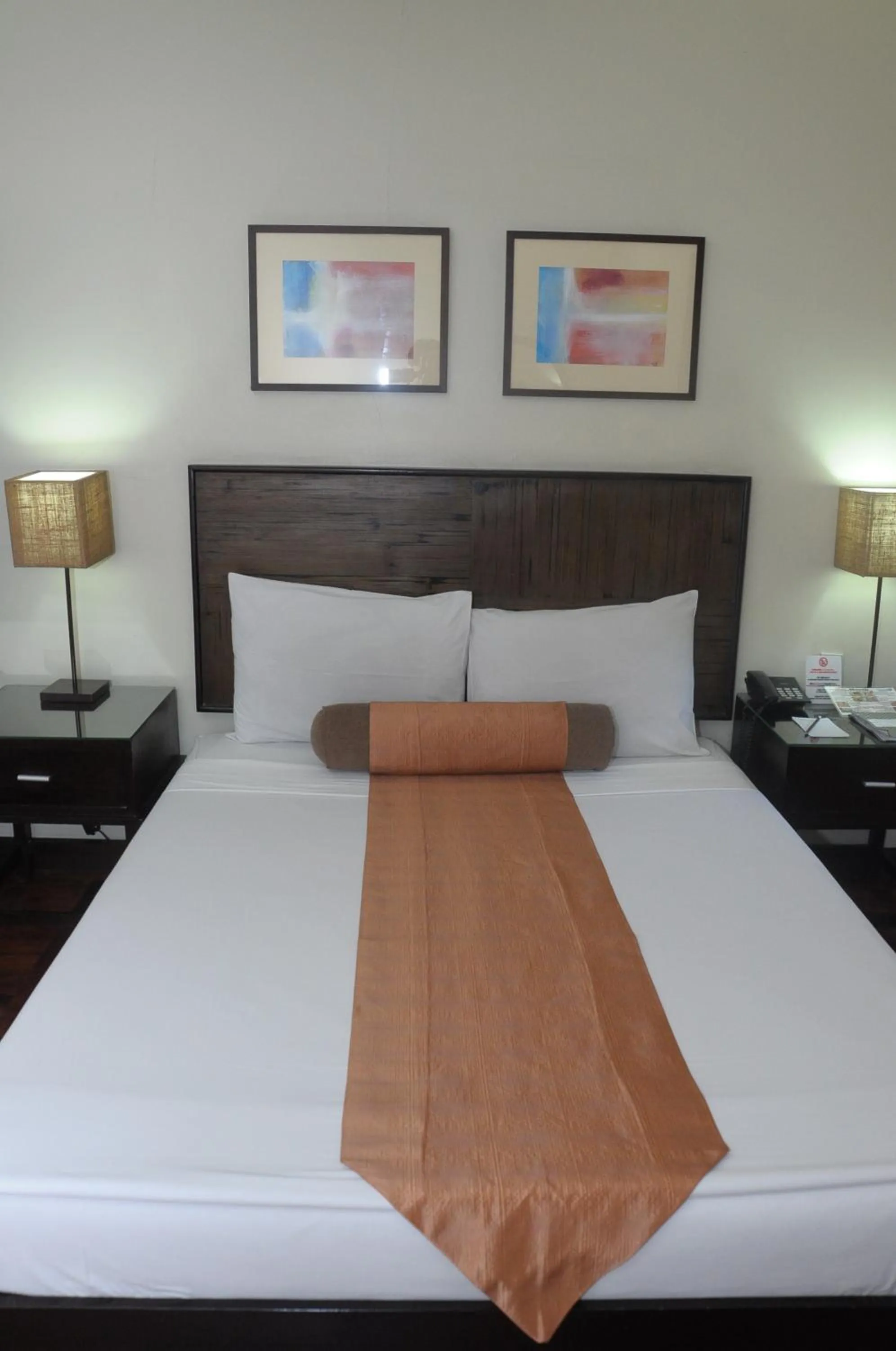 Bed in El Cielito Hotel - Baguio