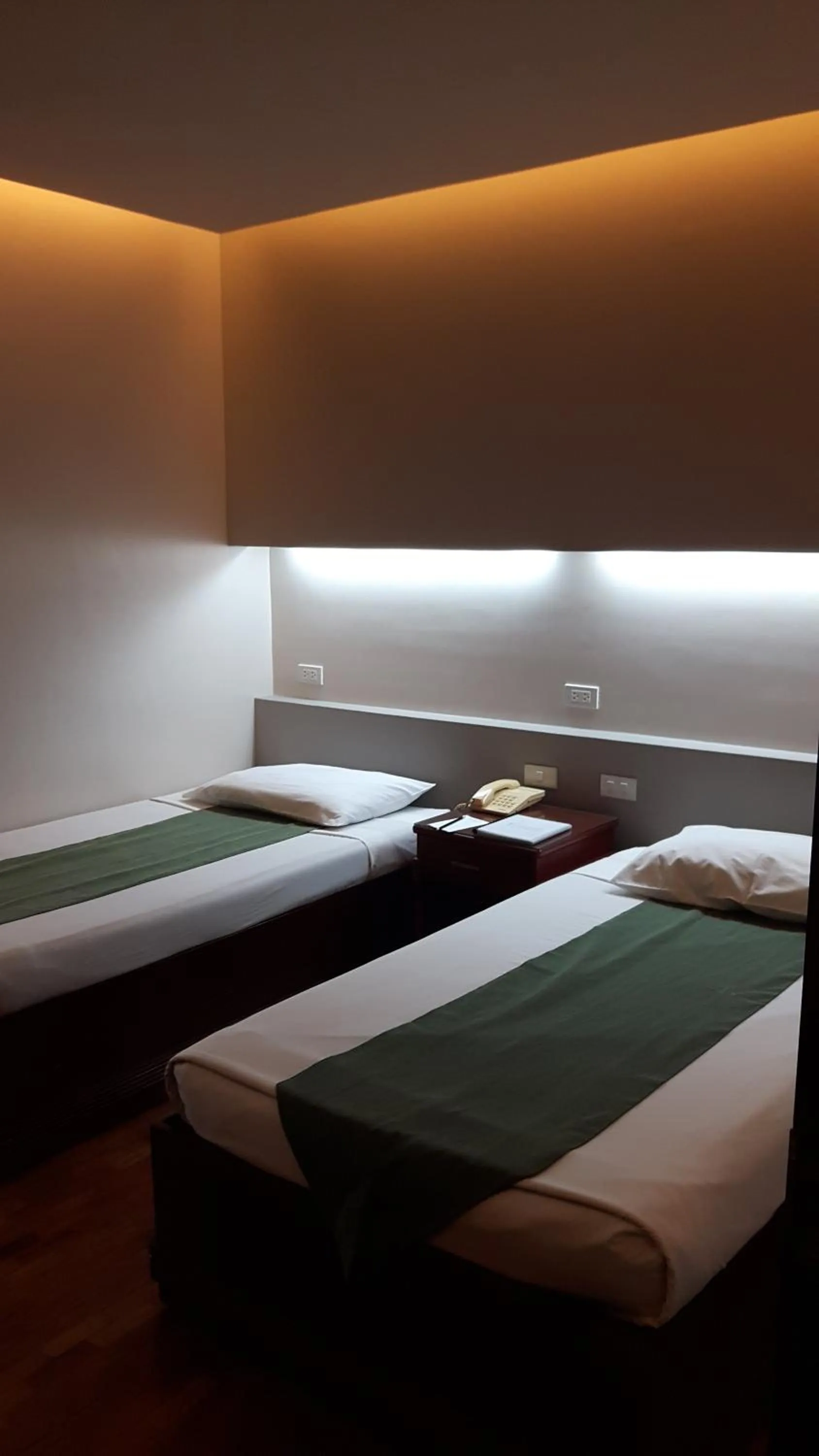 Bed in El Cielito Hotel - Baguio