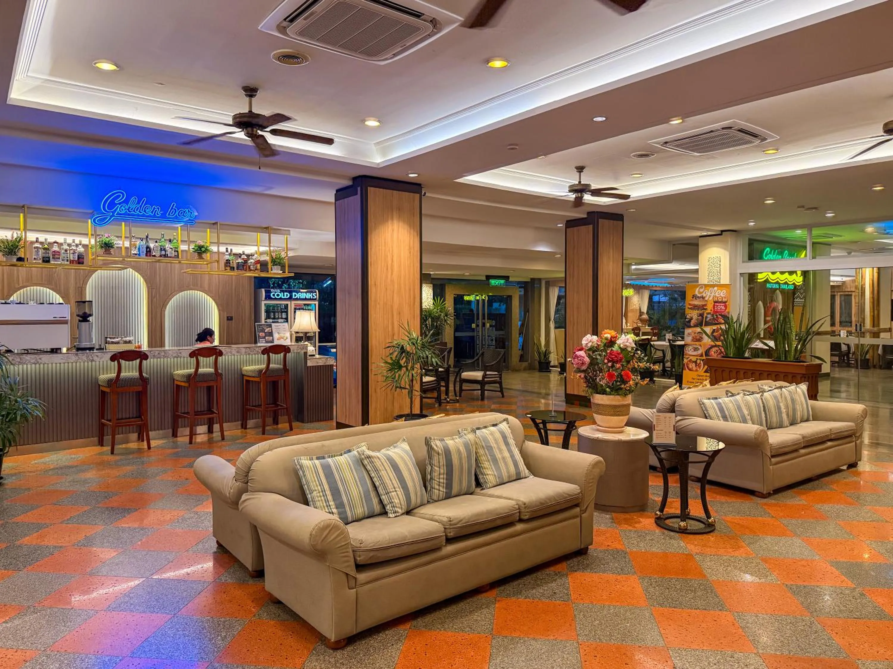 Golden Beach Hotel Pattaya