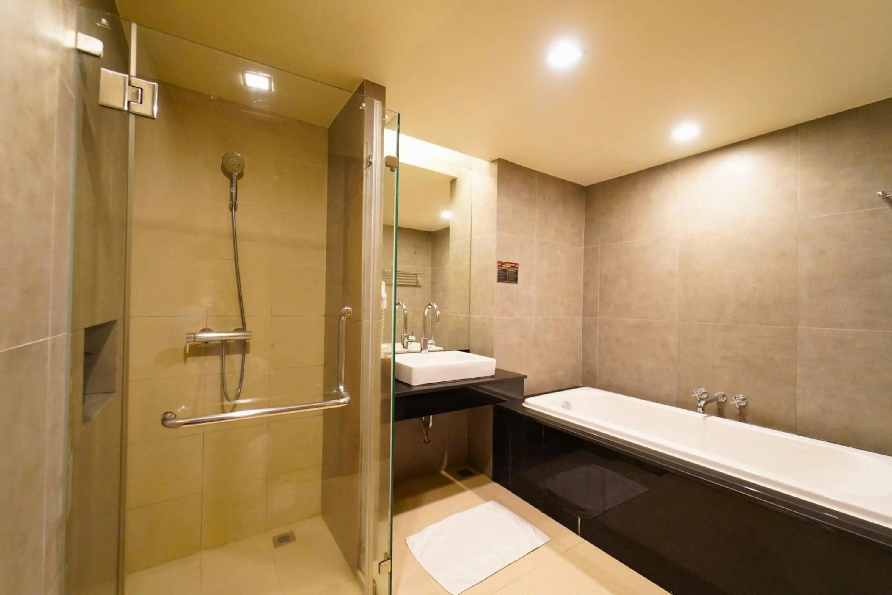 Shower in Kacha Resort & Spa, Koh Chang