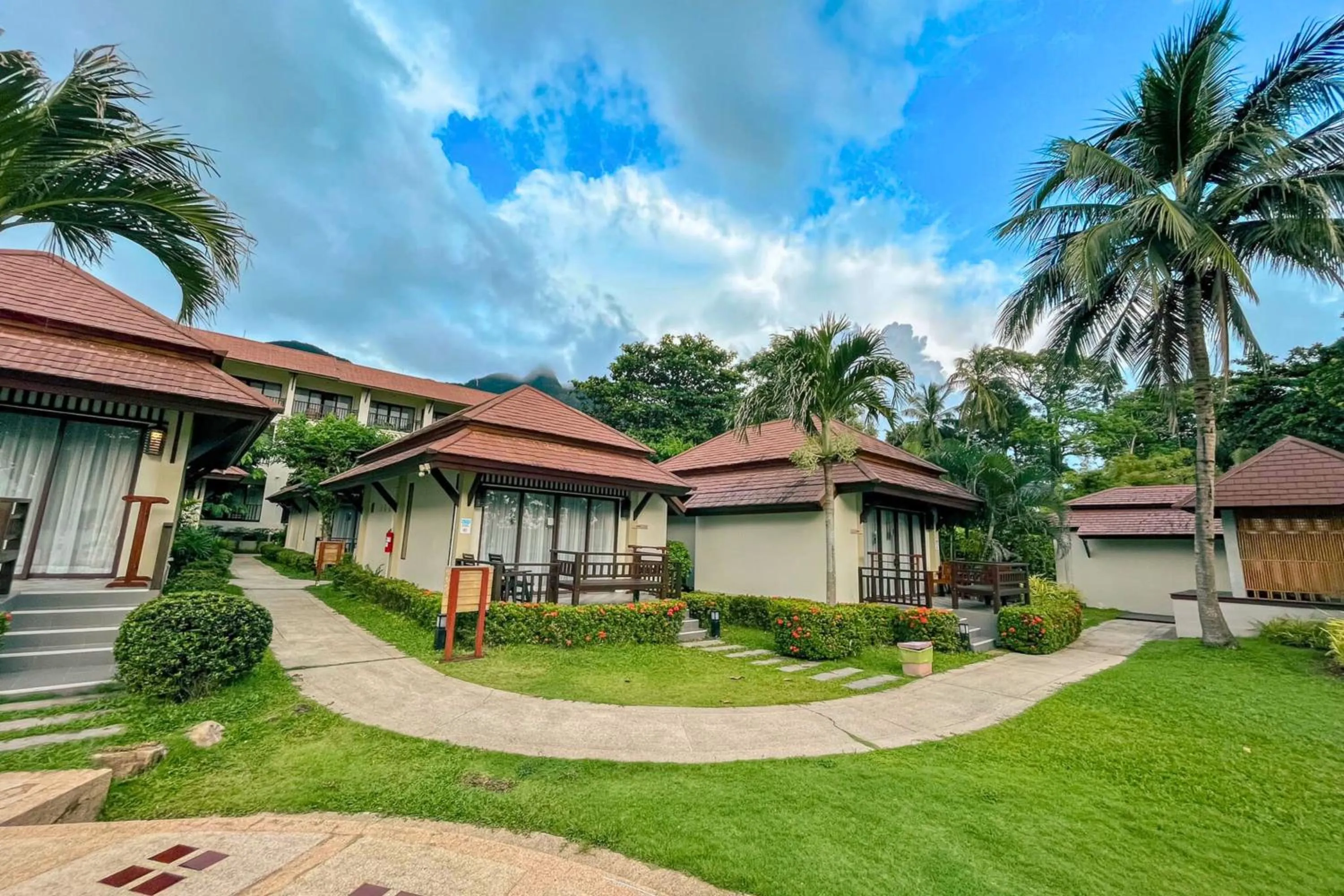 Property building in Kacha Resort & Spa, Koh Chang