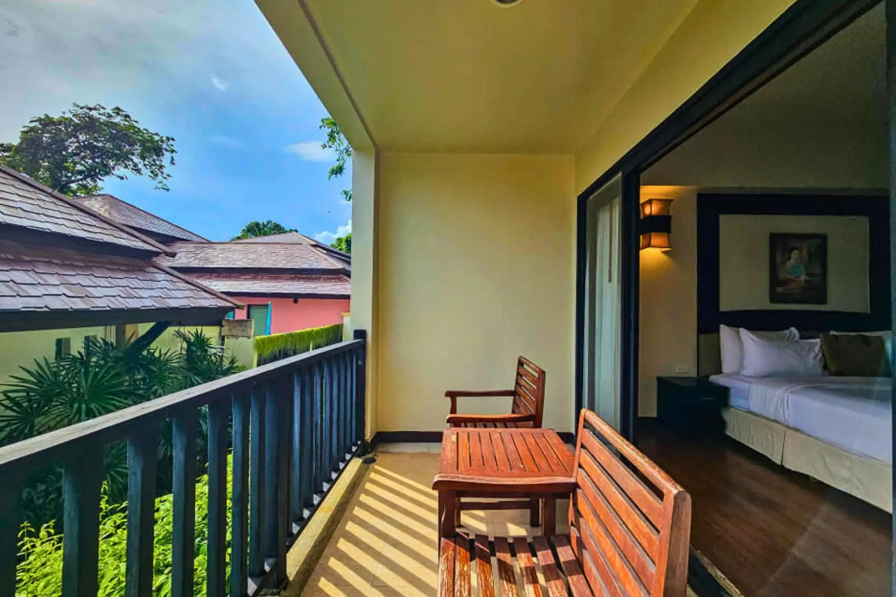 Property building, Bed in Kacha Resort & Spa, Koh Chang Property building, Bed in Kacha Resort & Spa, Koh Chang
