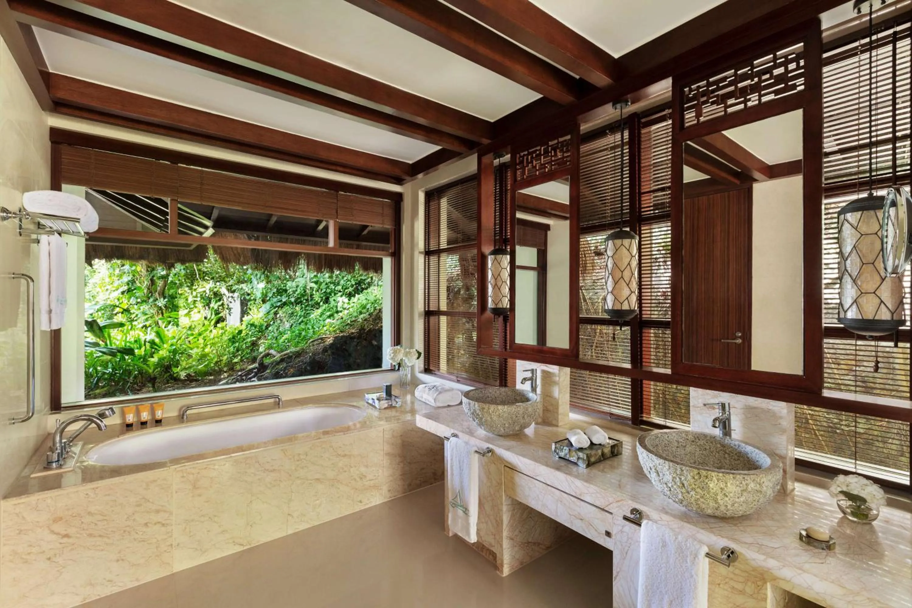 Bathroom in Shangri-La Boracay