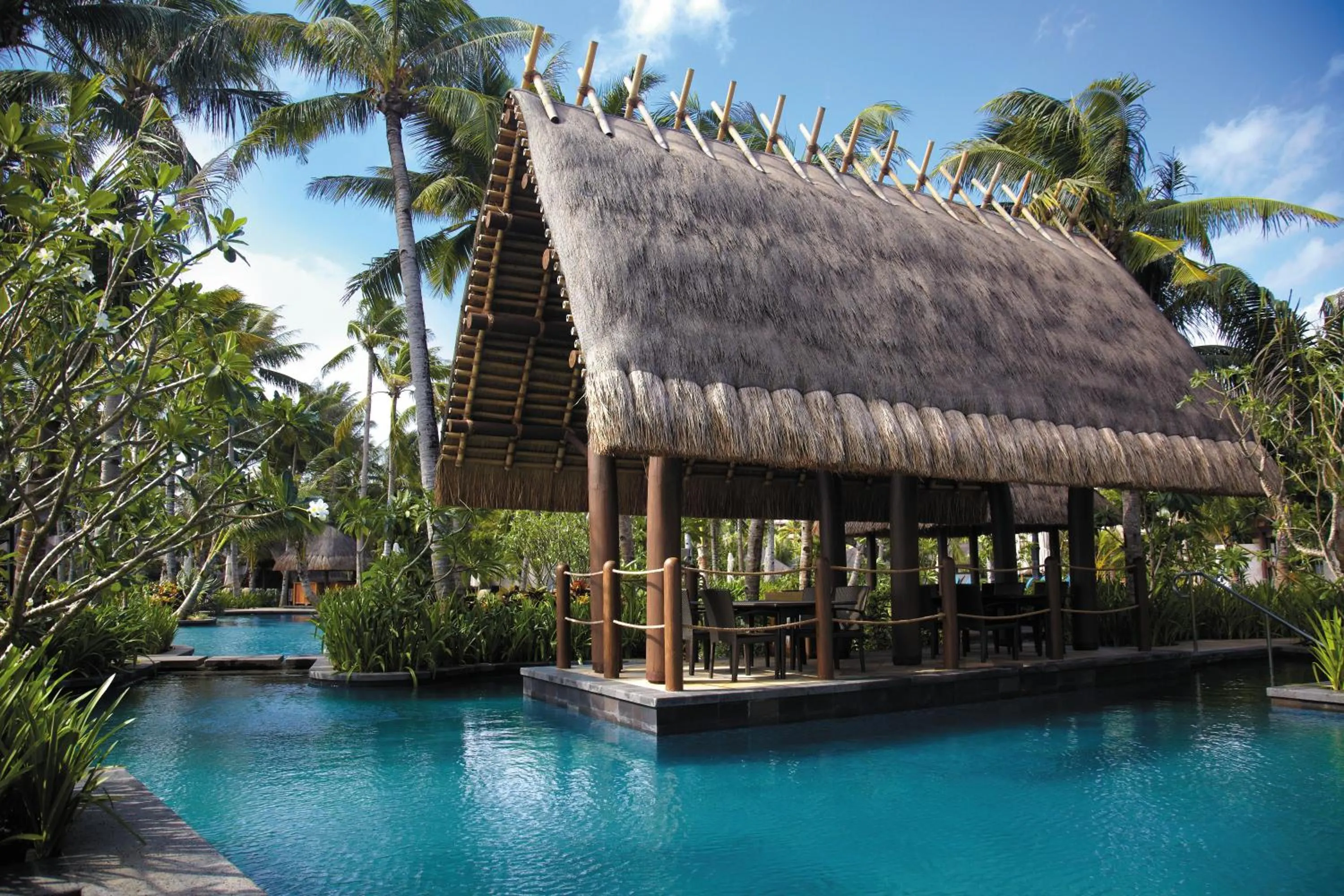 Restaurant/places to eat in Shangri-La Boracay