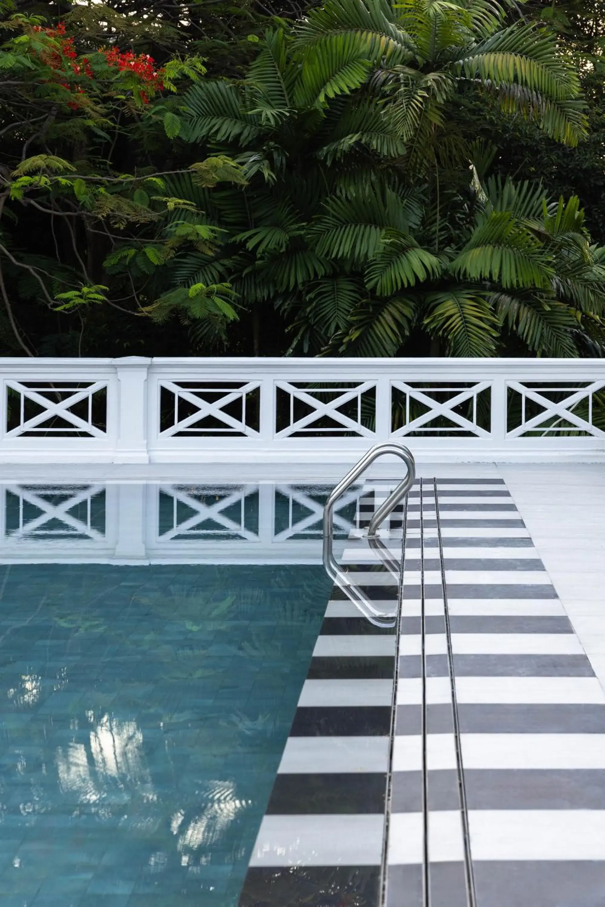 Swimming pool in METT Singapore Swimming pool in METT Singapore