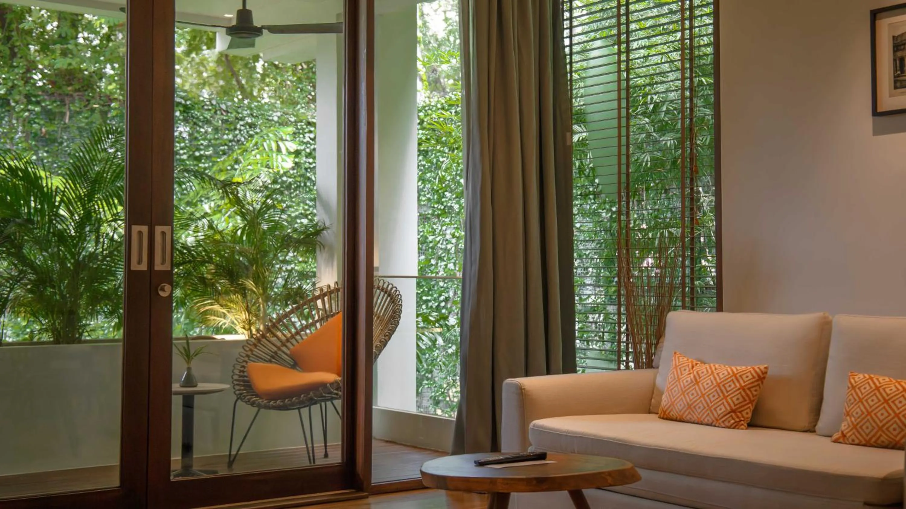 Living room in FCC Angkor by Avani