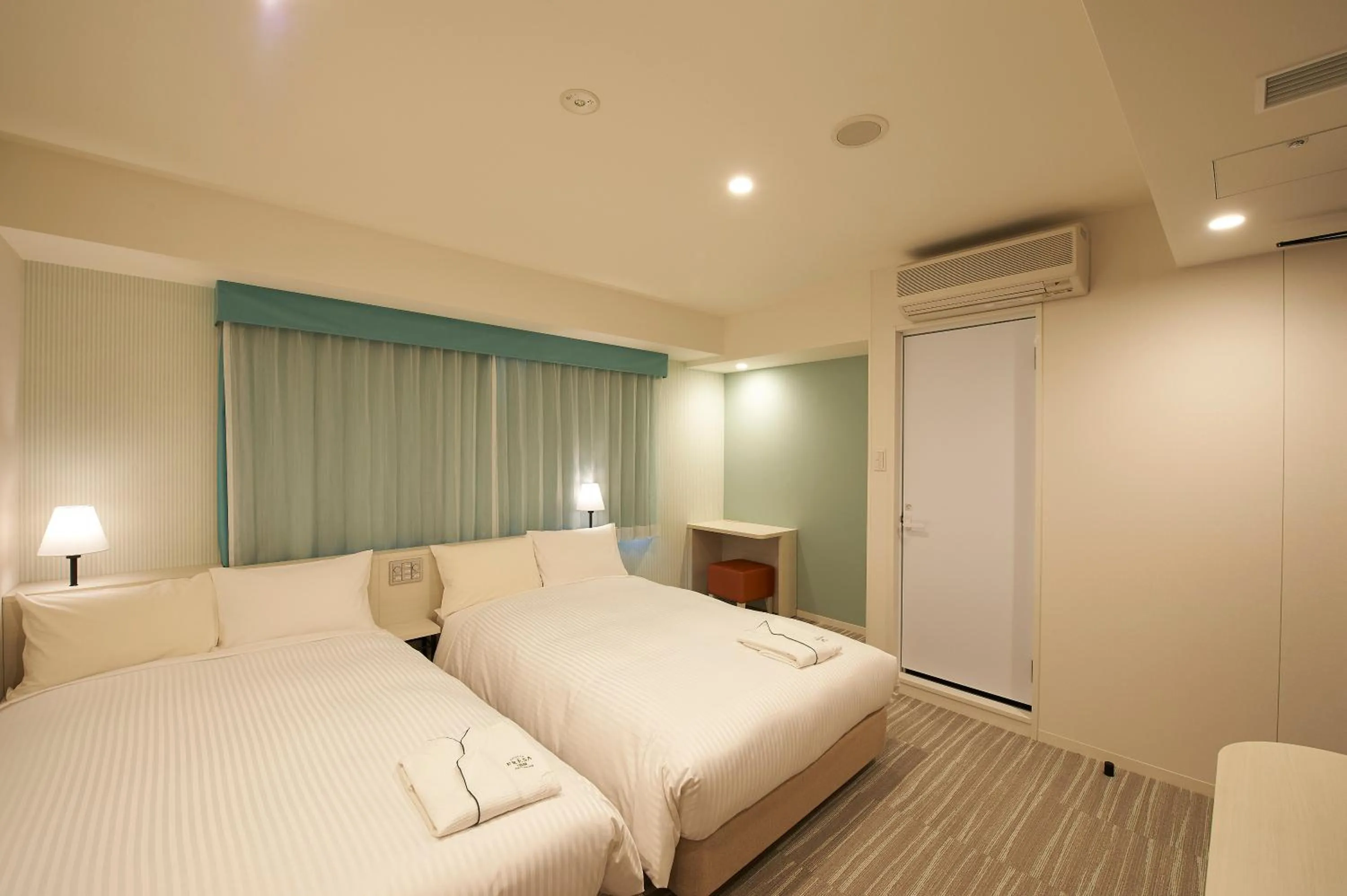 Bedroom, Bed in Sotetsu Fresa Inn Ginza Sanchome