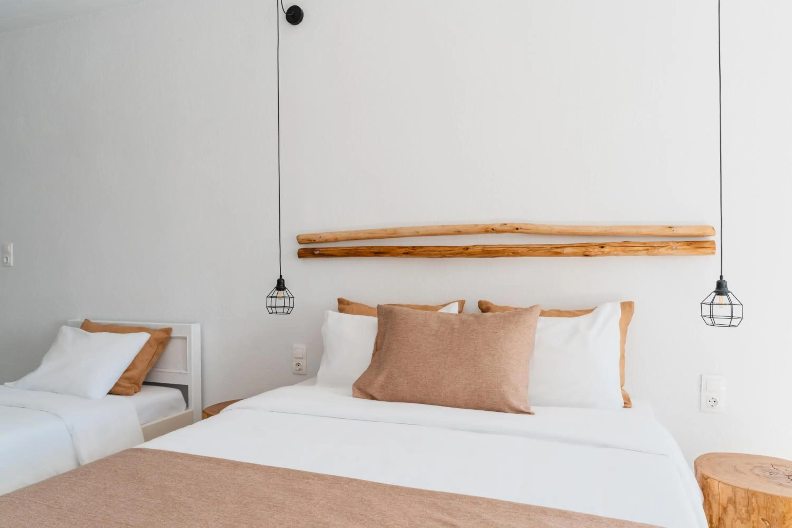 Bedroom, Bed in Penelope Village