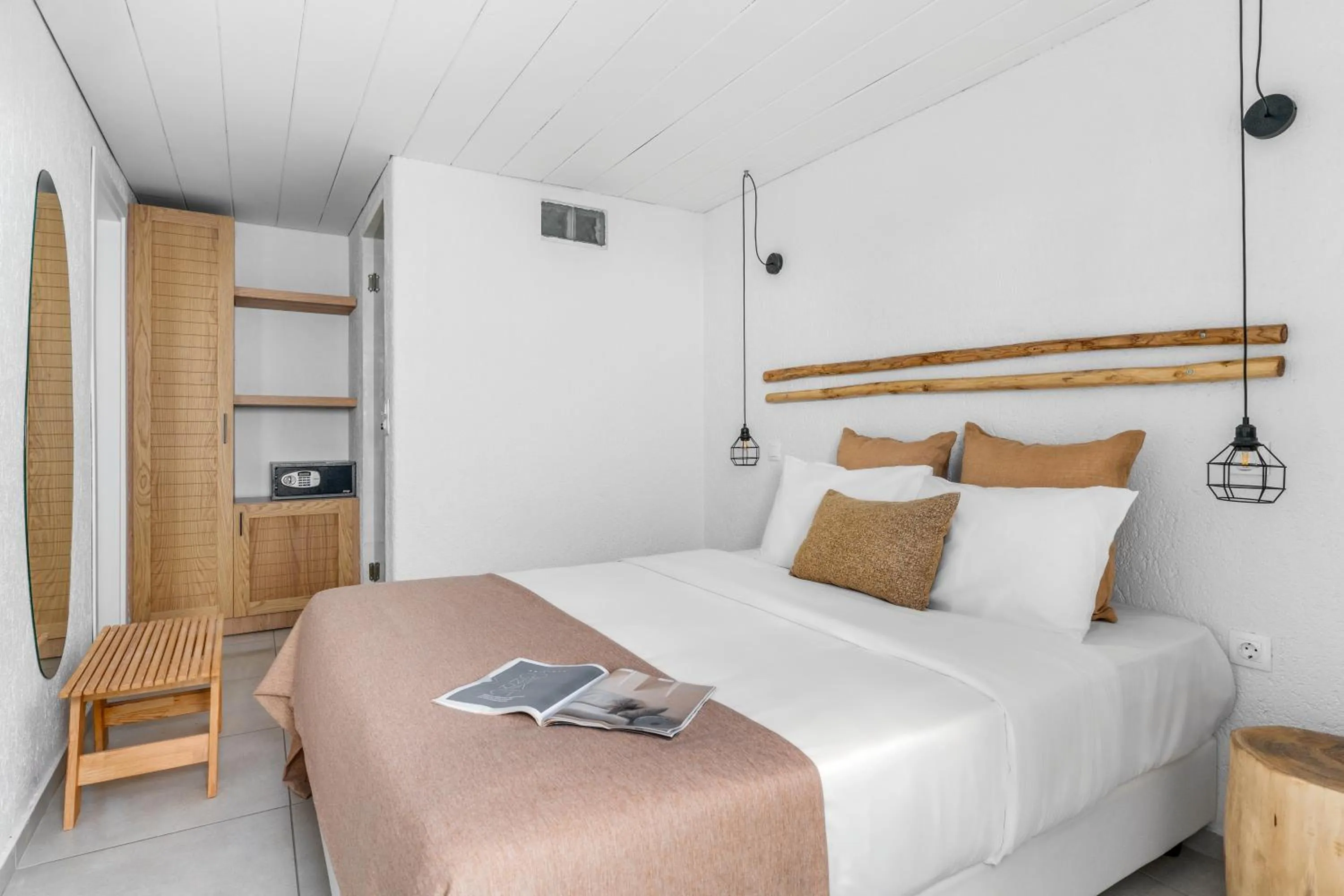 Bedroom, Bed in Penelope Village