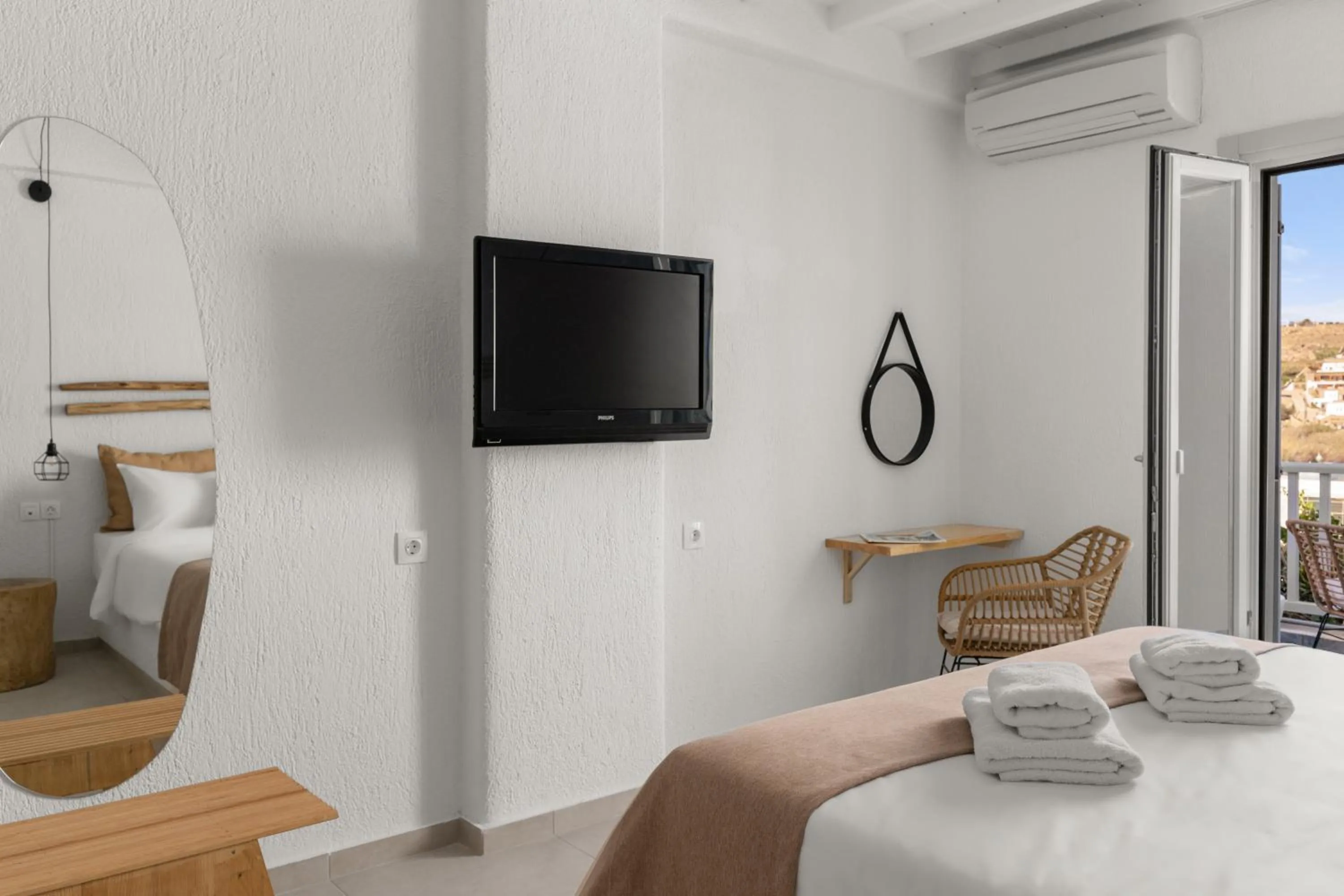 Bedroom, Bed in Penelope Village