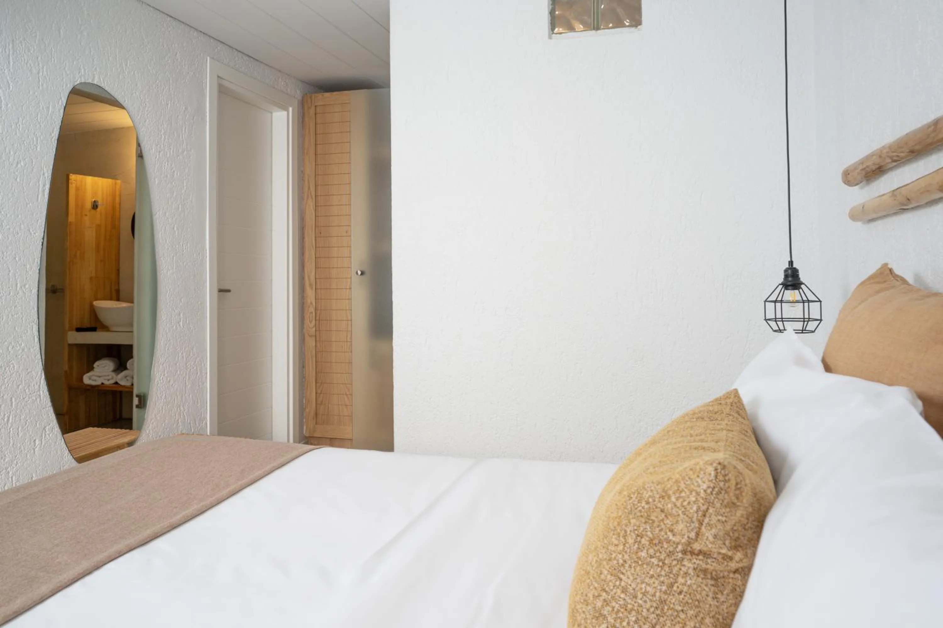 Bedroom, Bed in Penelope Village