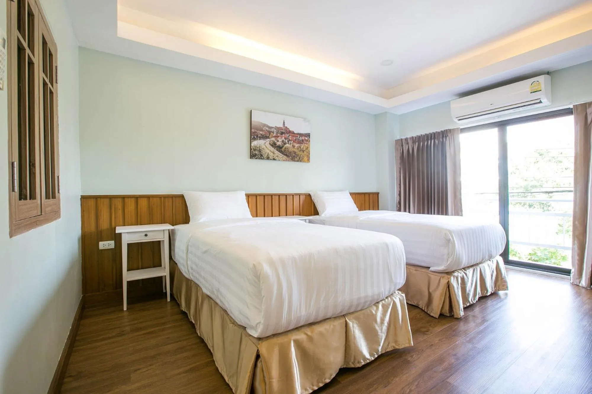 Bed in Chamnan Residence