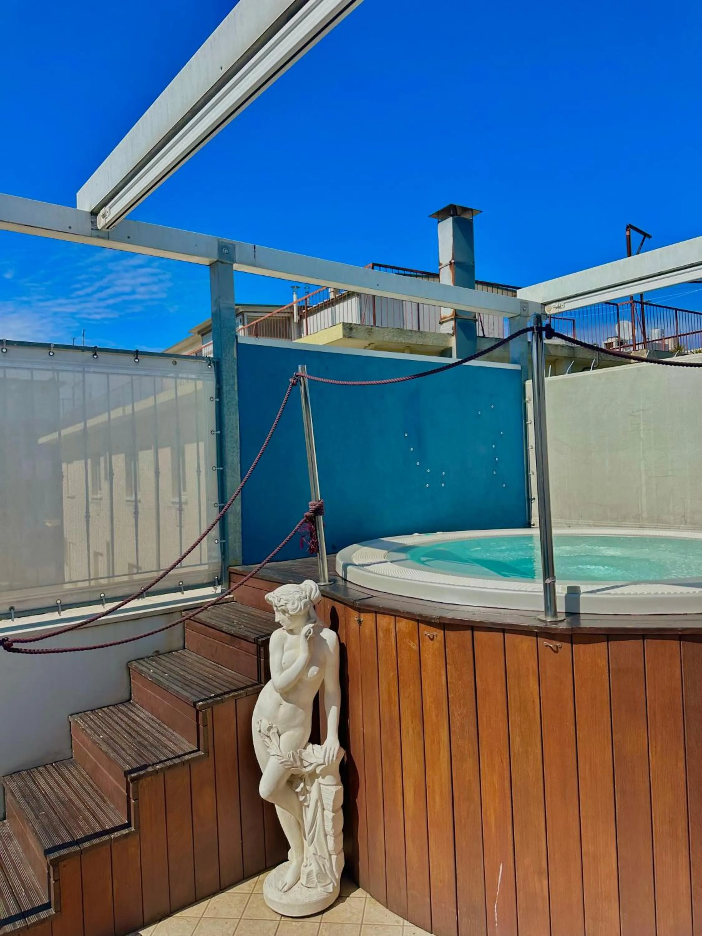 Hot Tub in Hotel Erika