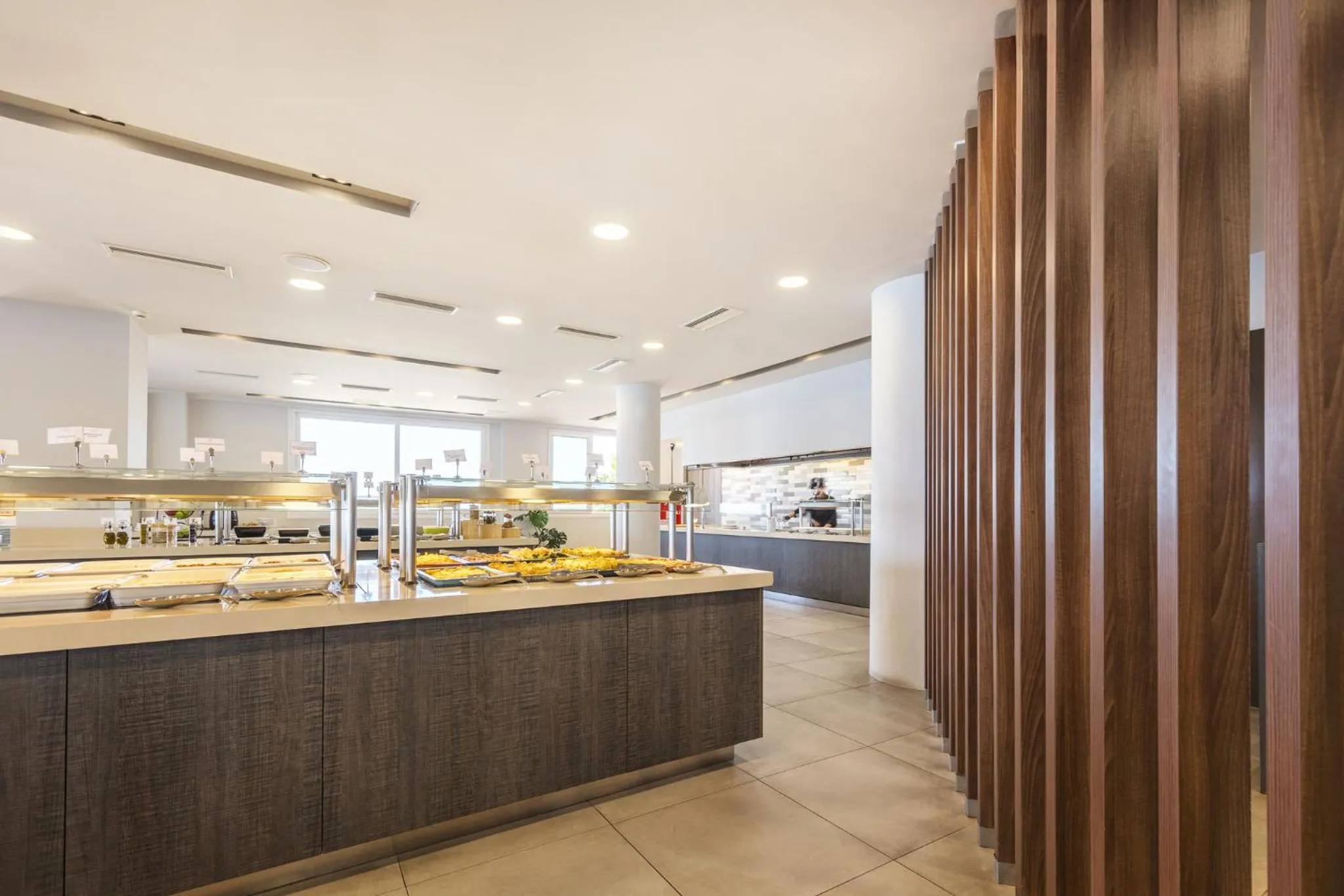 Restaurant/places to eat in Alexandra Beach Resort & Spa