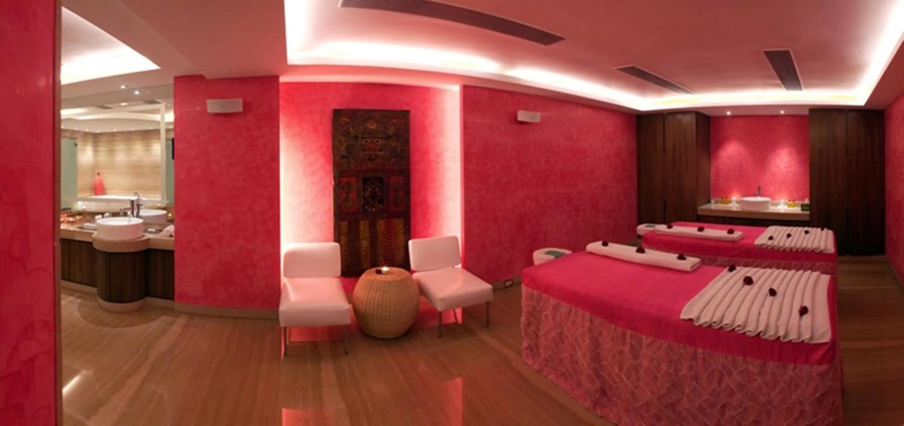 Spa and wellness centre/facilities in The Park Kolkata