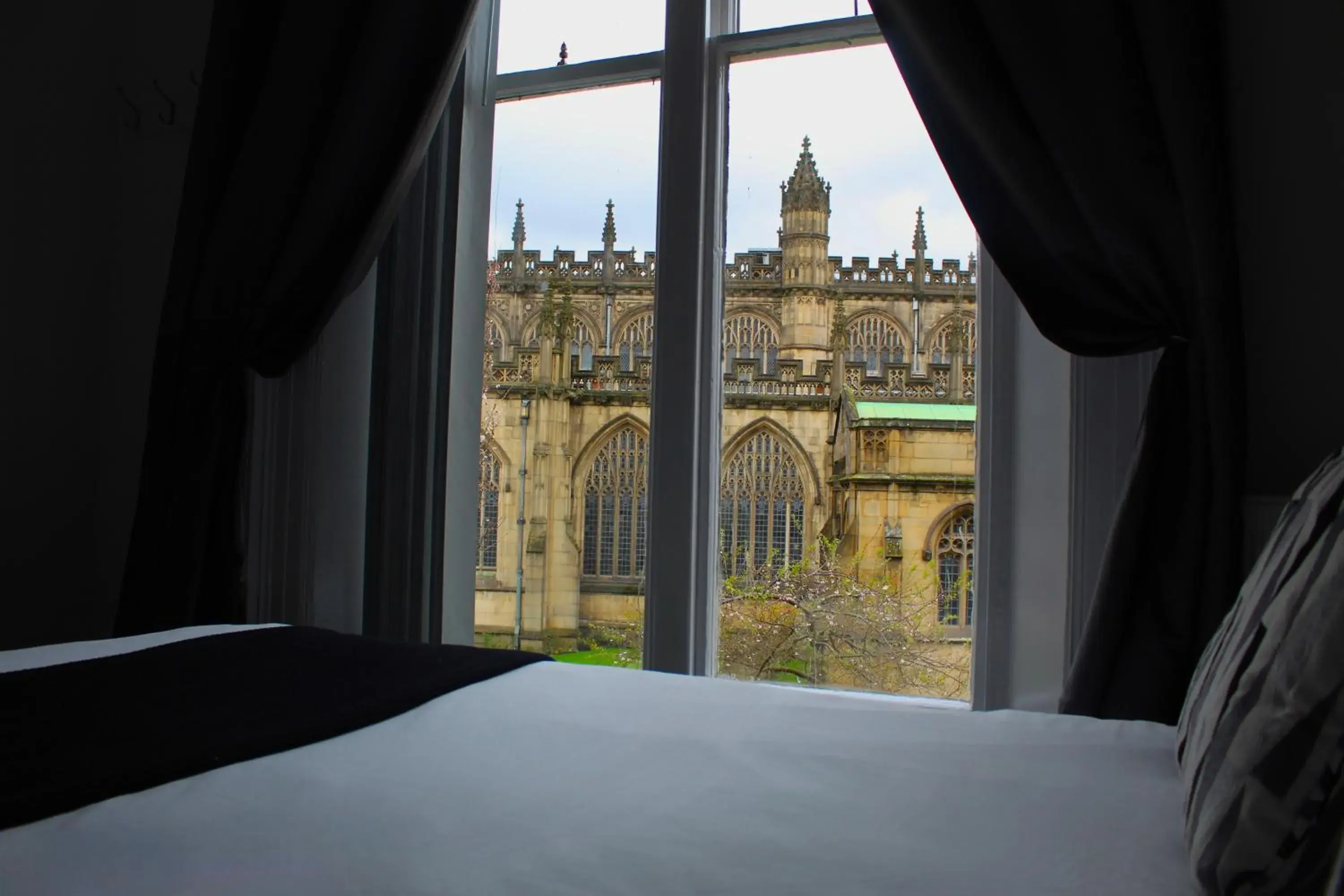 Bed in Mitre Hotel Manchester City Centre Bed in Mitre Hotel Manchester City Centre