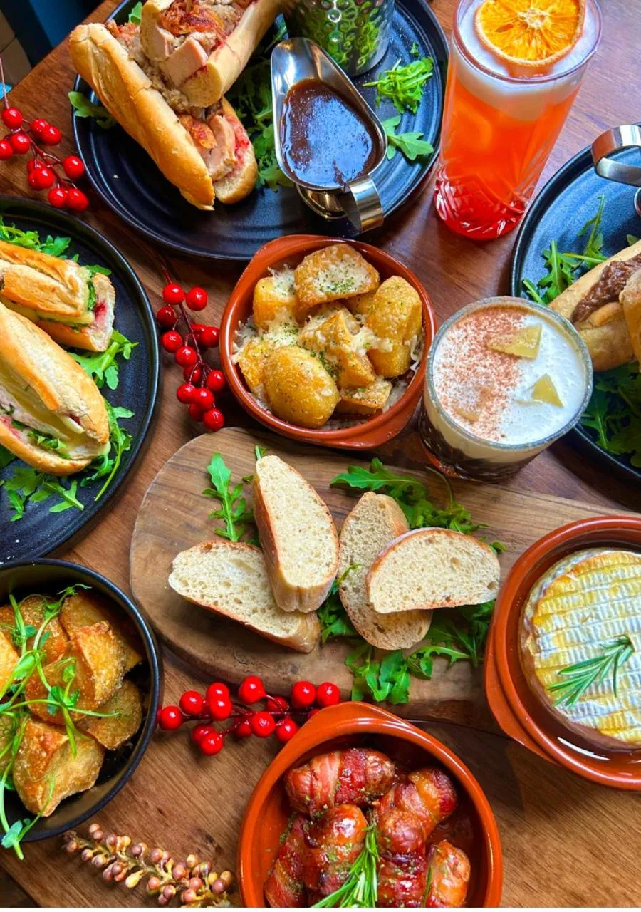 Food in Mitre Hotel Manchester City Centre