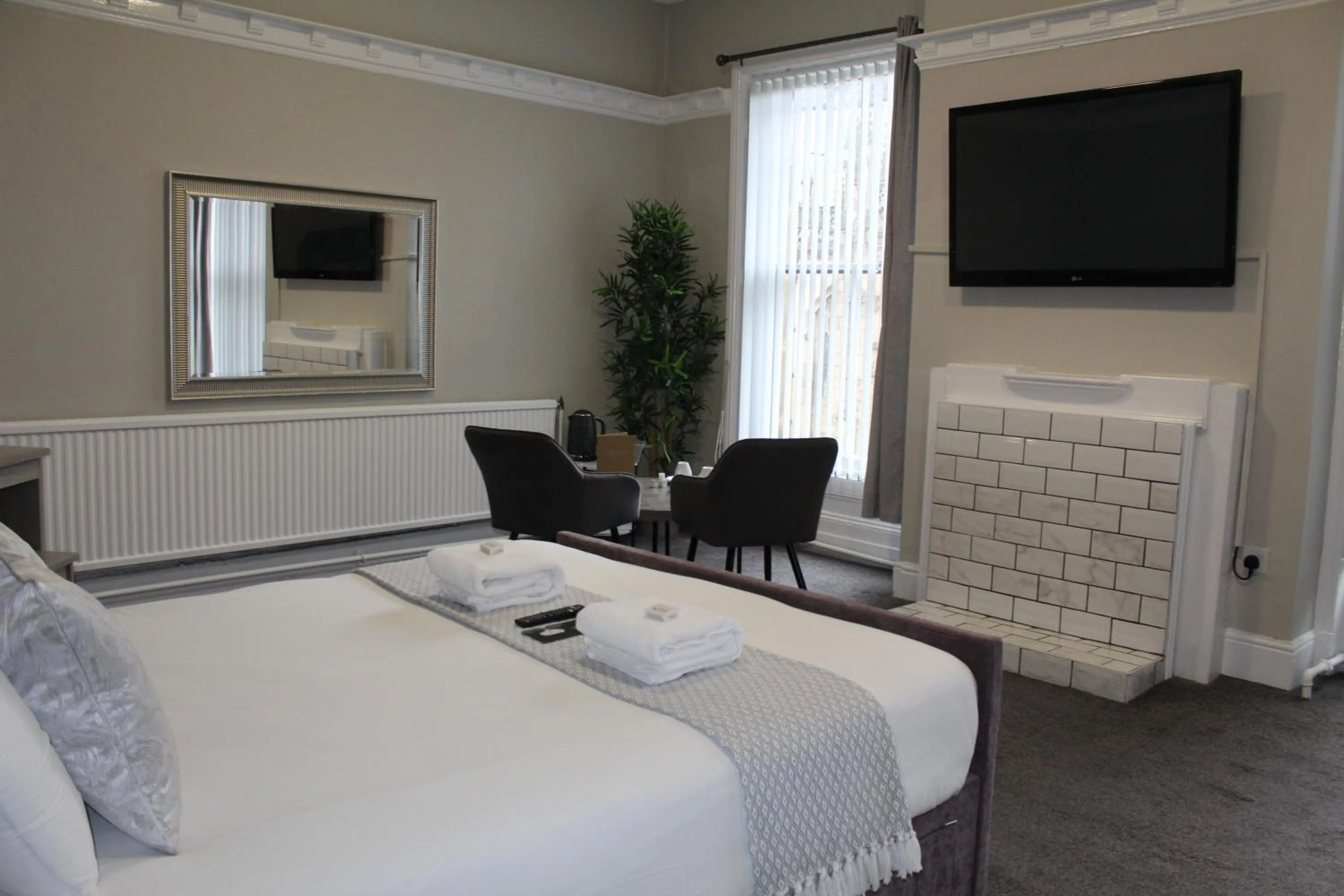 Bed in Mitre Hotel Manchester City Centre