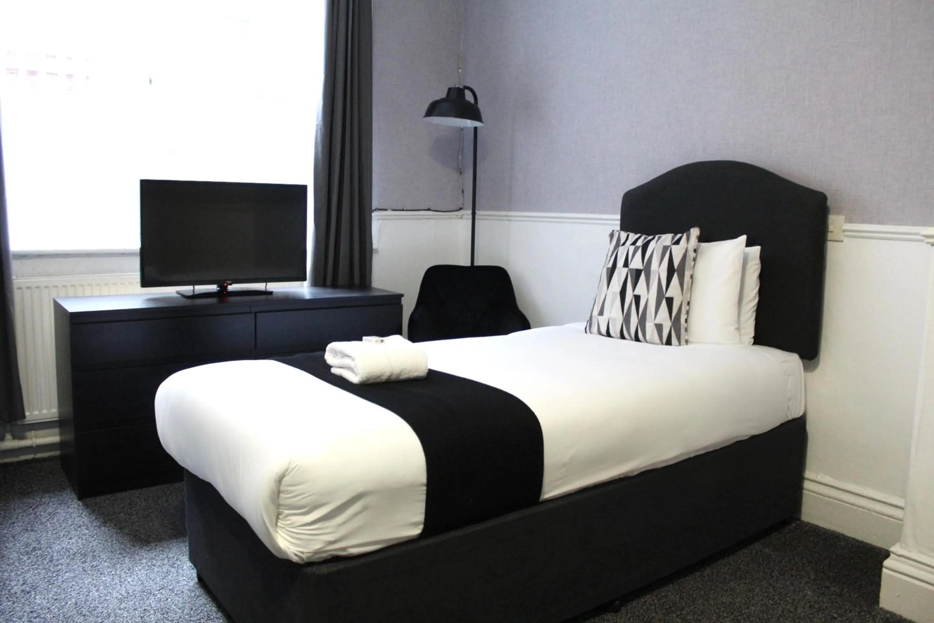Bed in Mitre Hotel Manchester City Centre