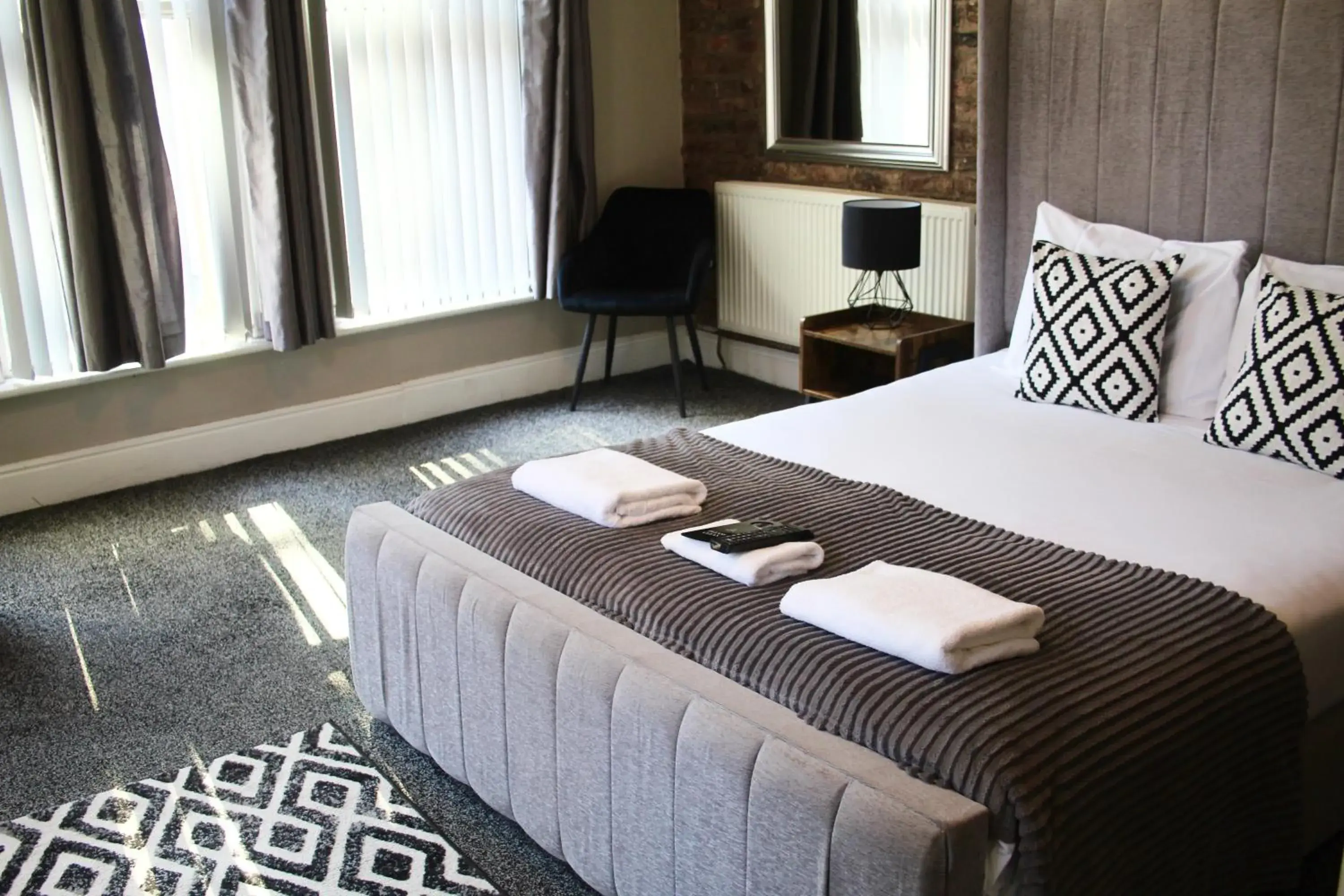 Bed in Mitre Hotel Manchester City Centre Bed in Mitre Hotel Manchester City Centre