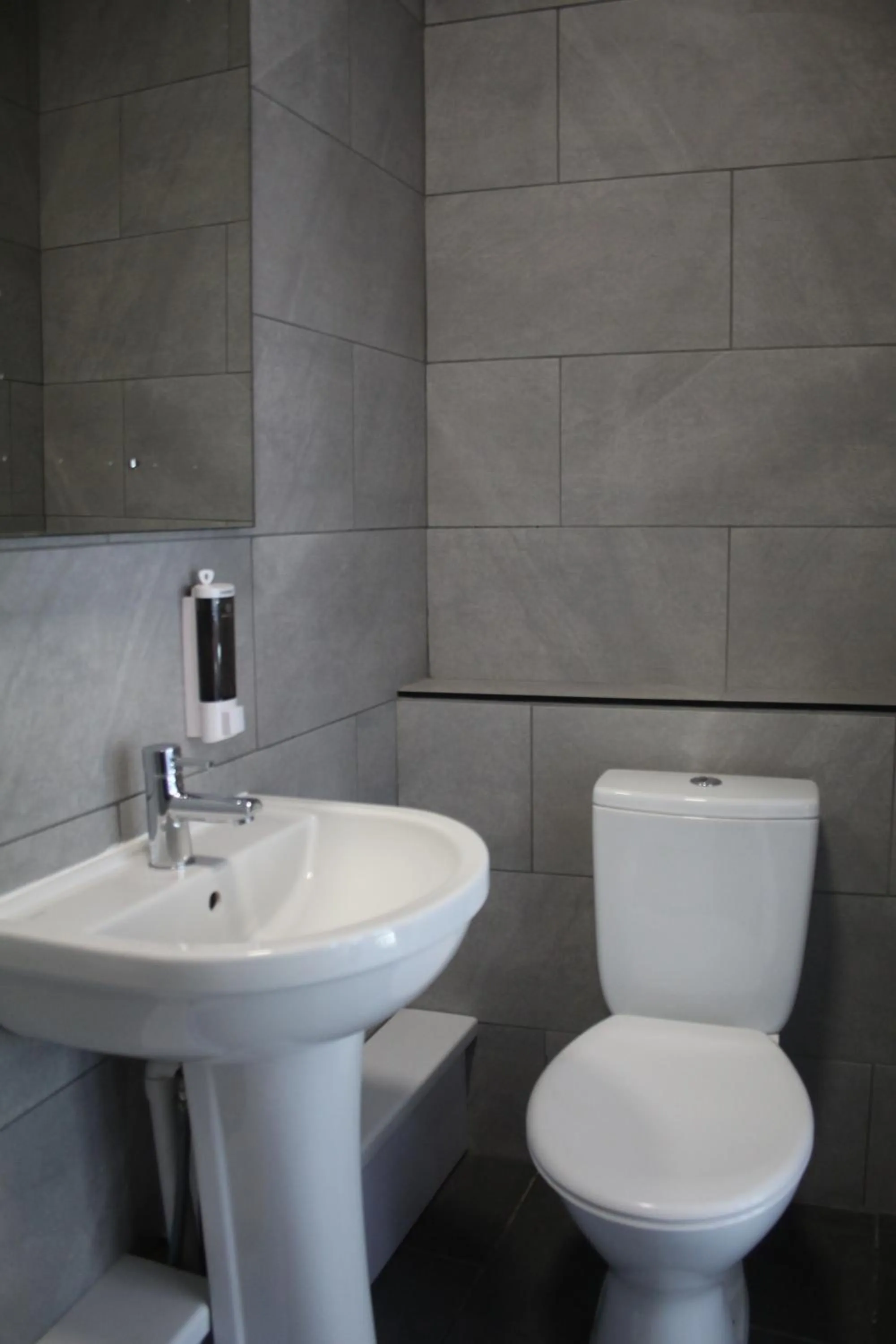 Toilet in Mitre Hotel Manchester City Centre