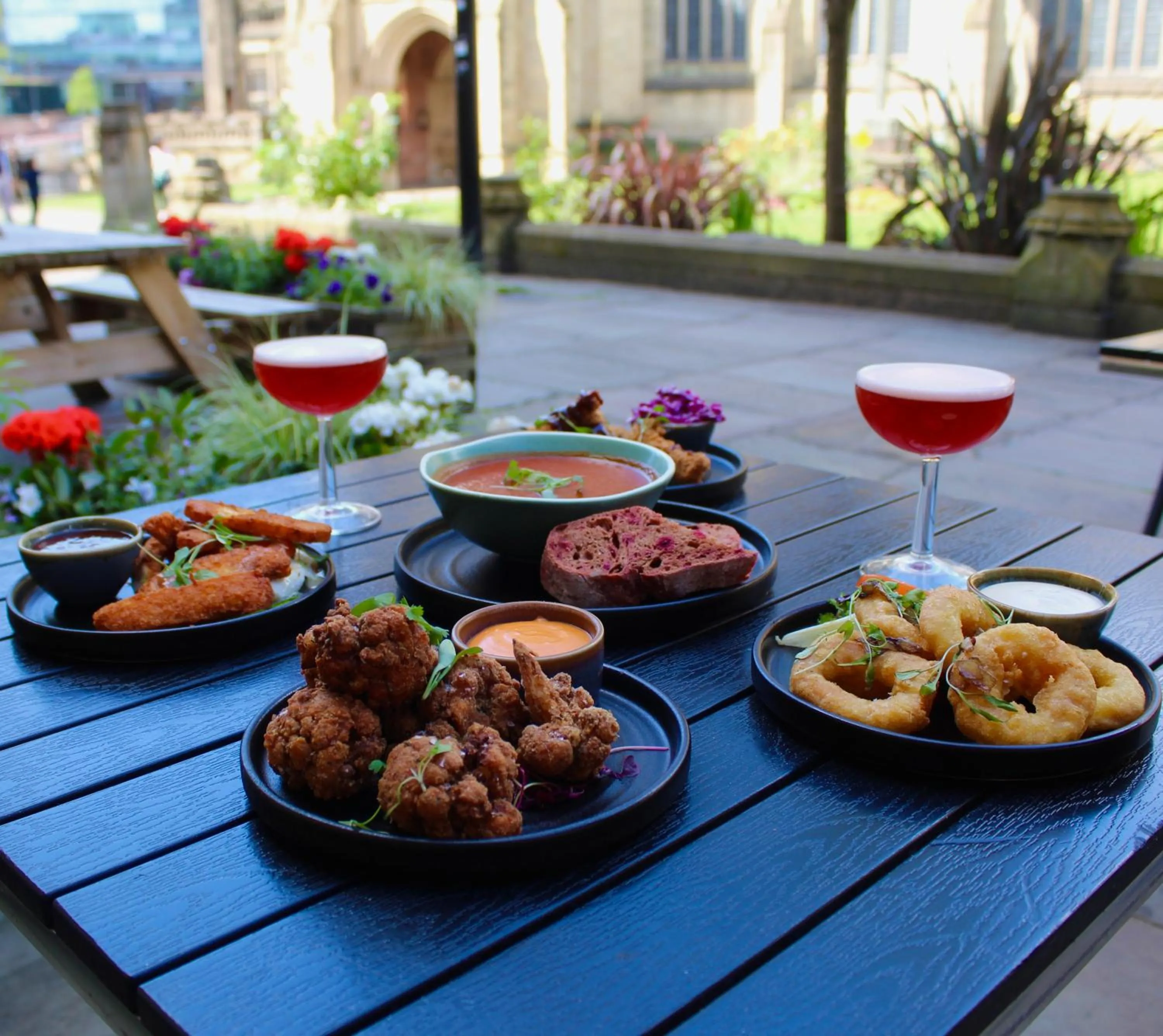 Restaurant/places to eat in Mitre Hotel Manchester City Centre