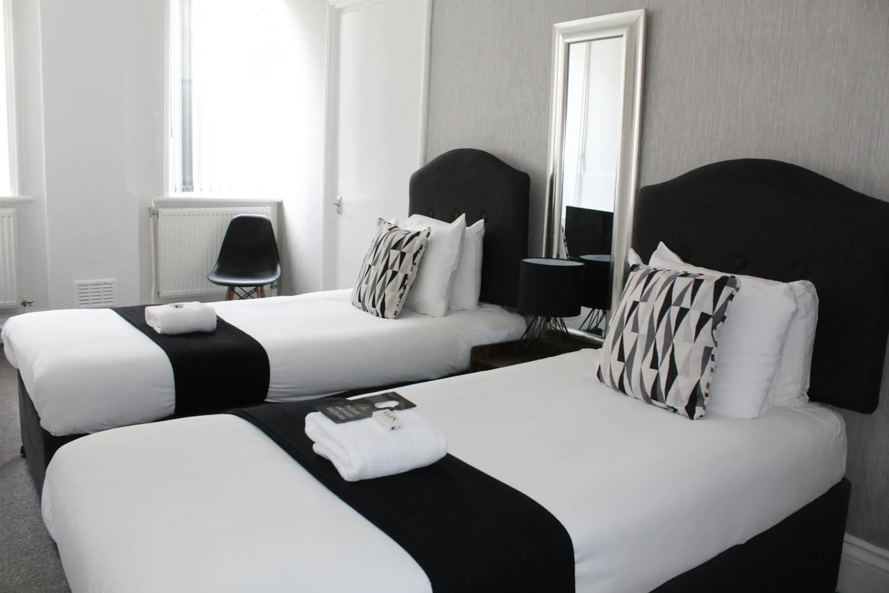 Bed in Mitre Hotel Manchester City Centre Bed in Mitre Hotel Manchester City Centre