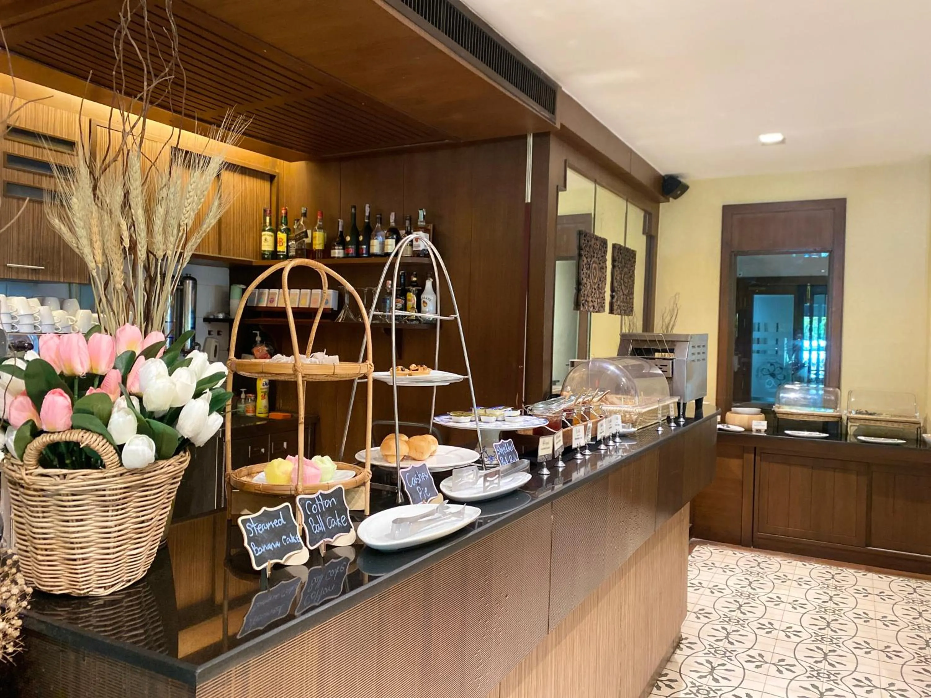 Breakfast in The Rim Chiang Mai