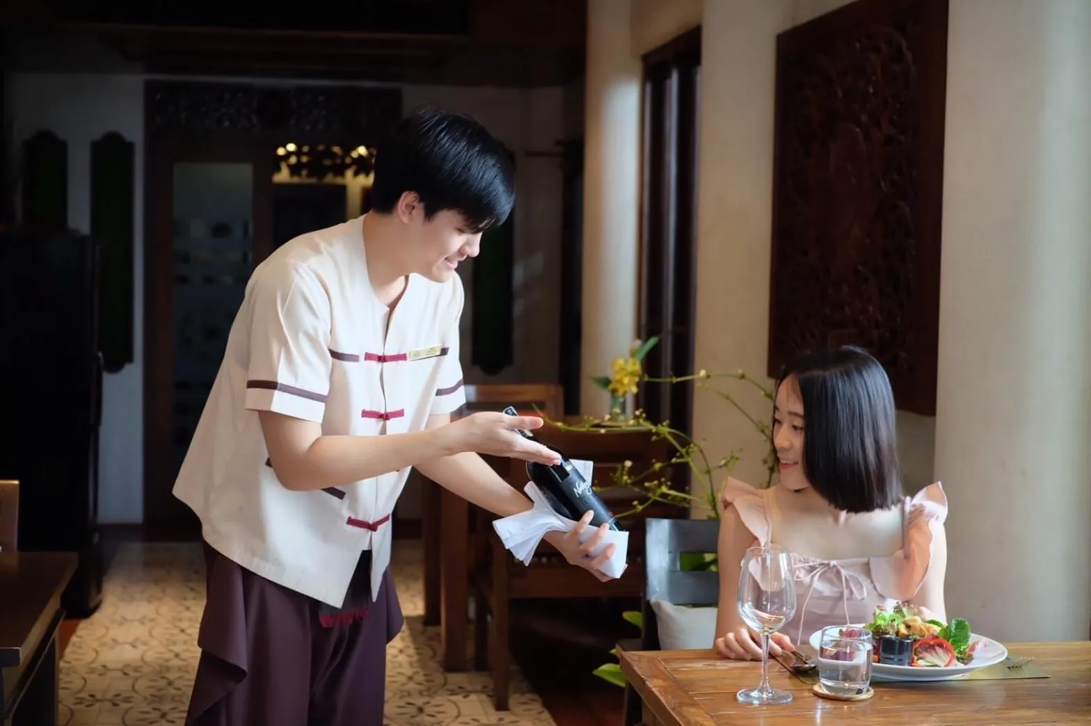 Restaurant/places to eat in The Rim Chiang Mai