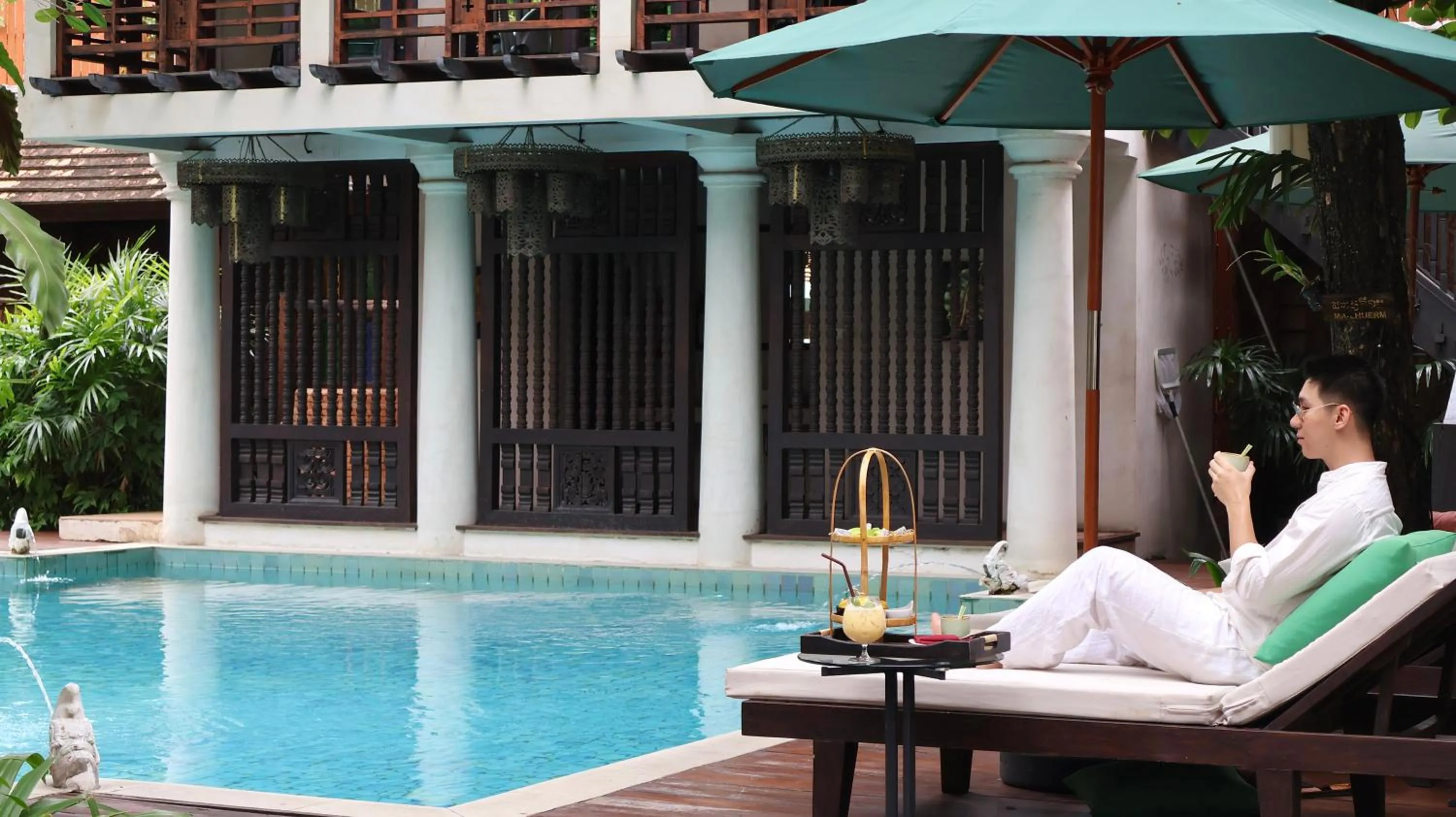 Swimming pool in The Rim Chiang Mai